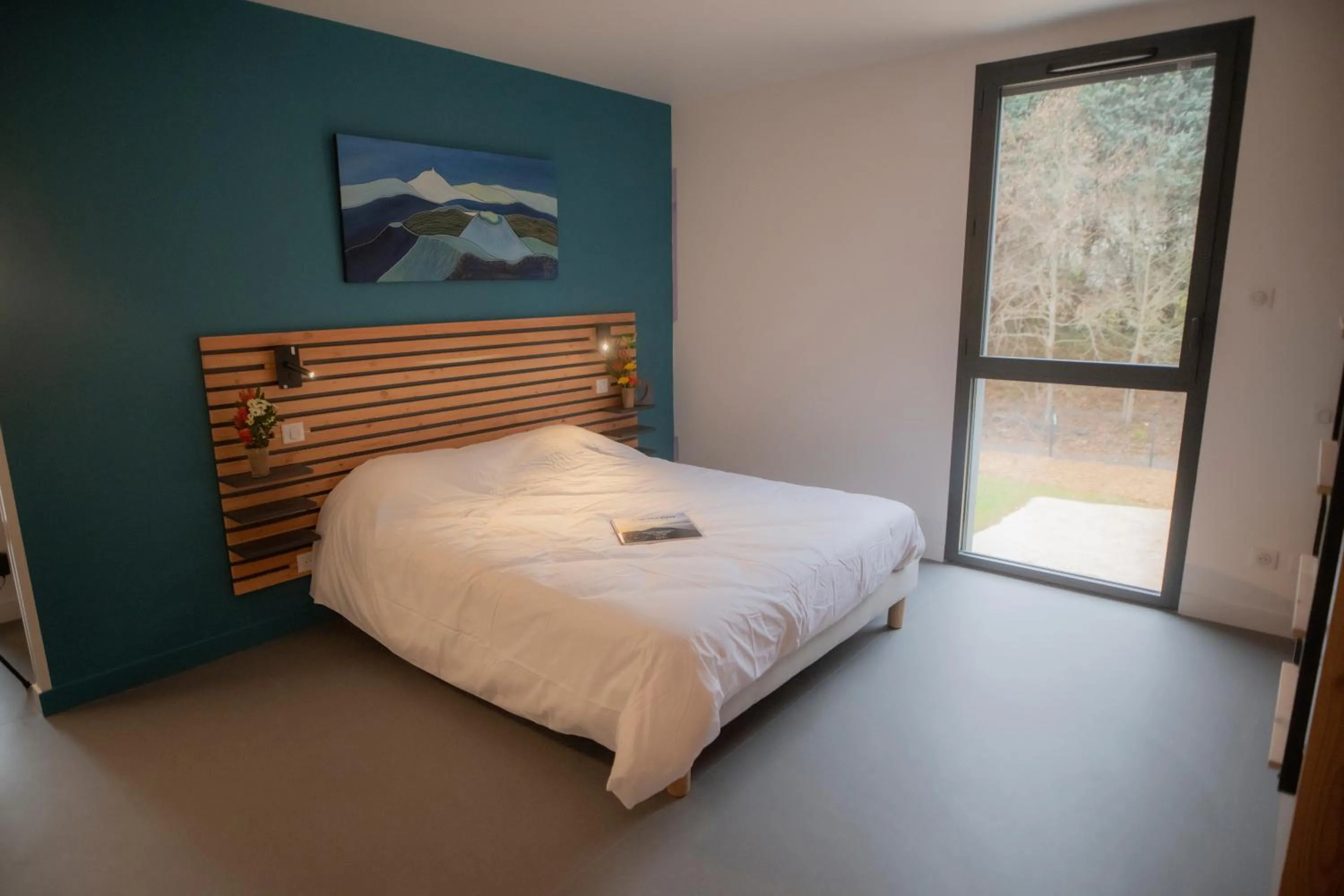 Photo of the whole room, Bed in L'Orée des Sources