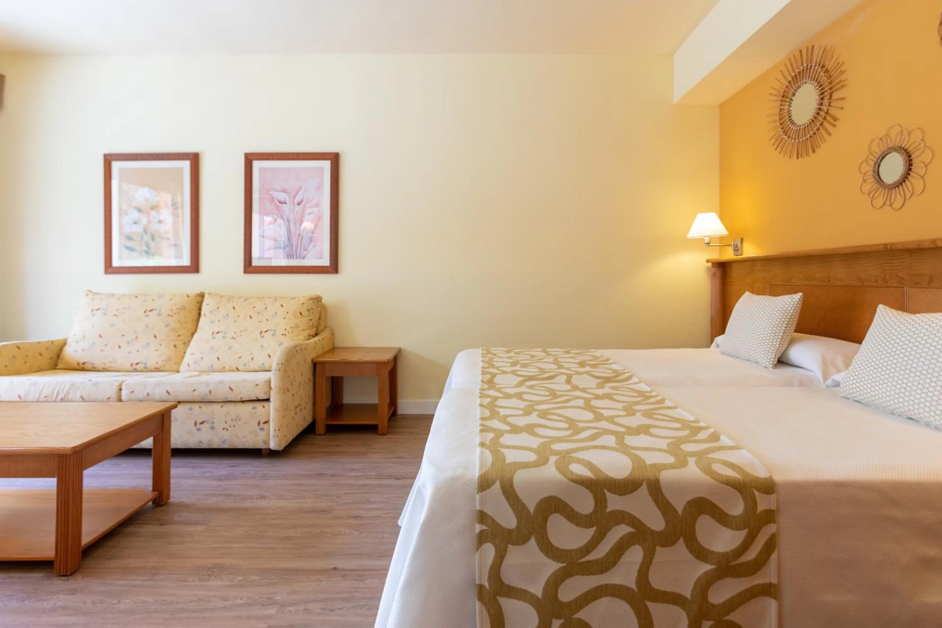 Bedroom in Ona Palmira Paradise Paguera