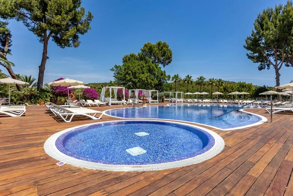 Swimming pool in Ona Palmira Paradise Paguera