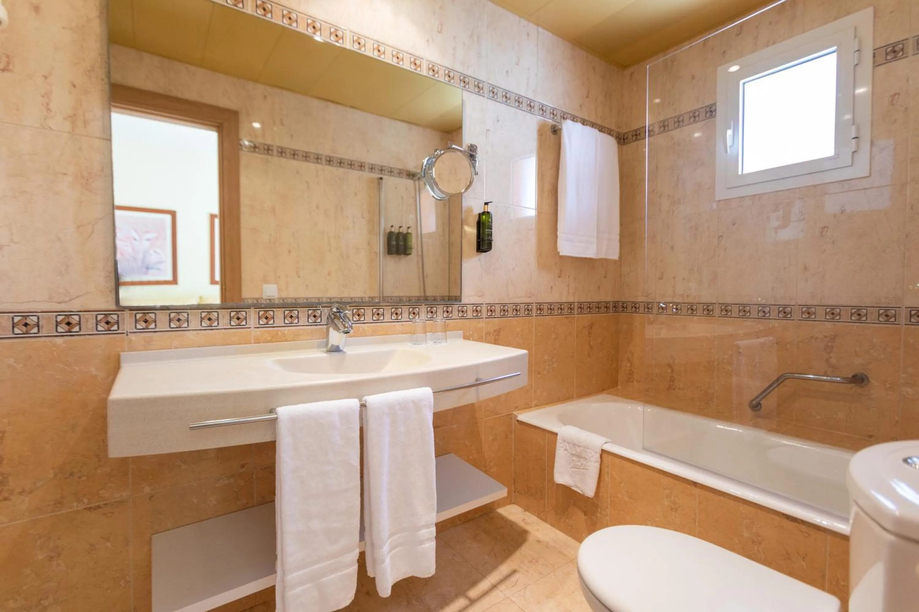 Toilet in Ona Palmira Paradise Paguera