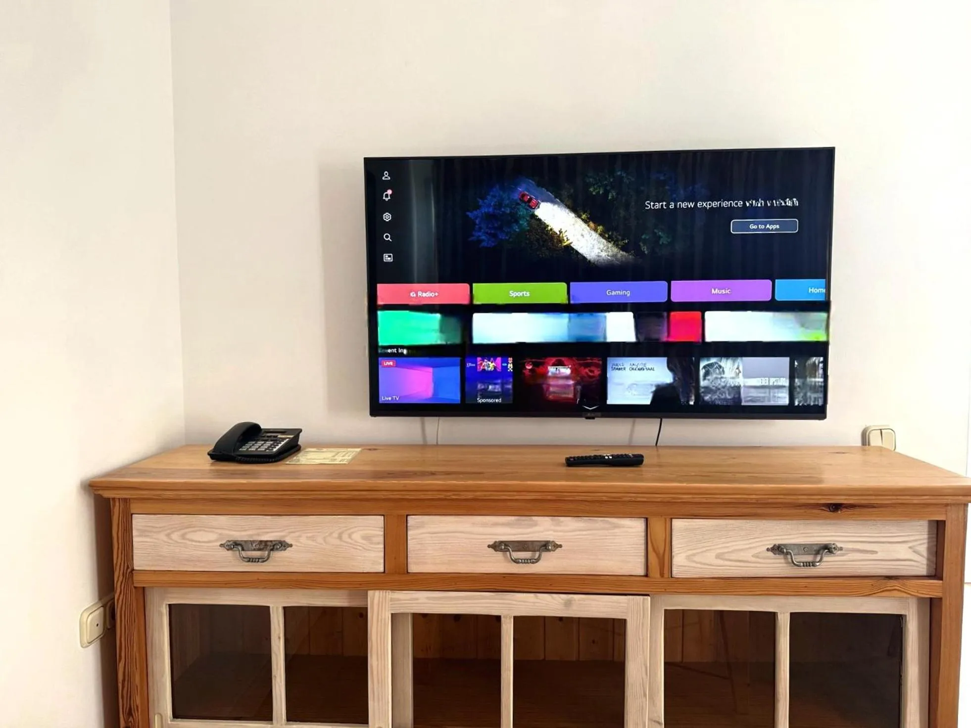 TV and multimedia in Fuentepark Apartments