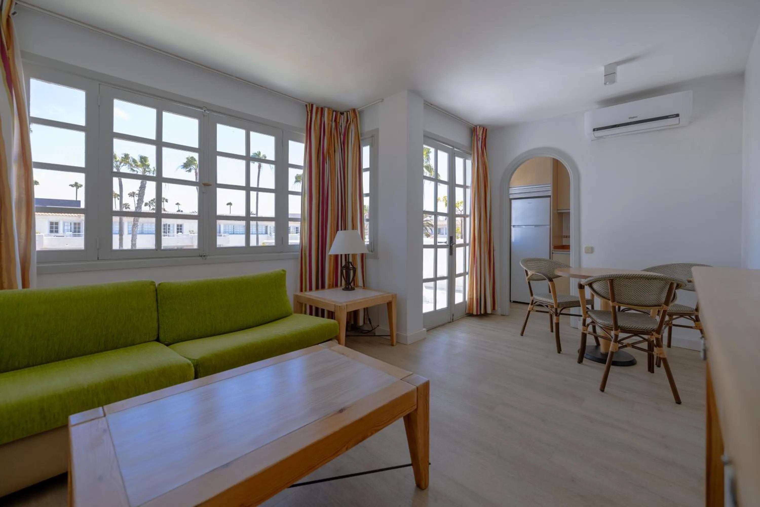 Living room in Fuentepark Apartments
