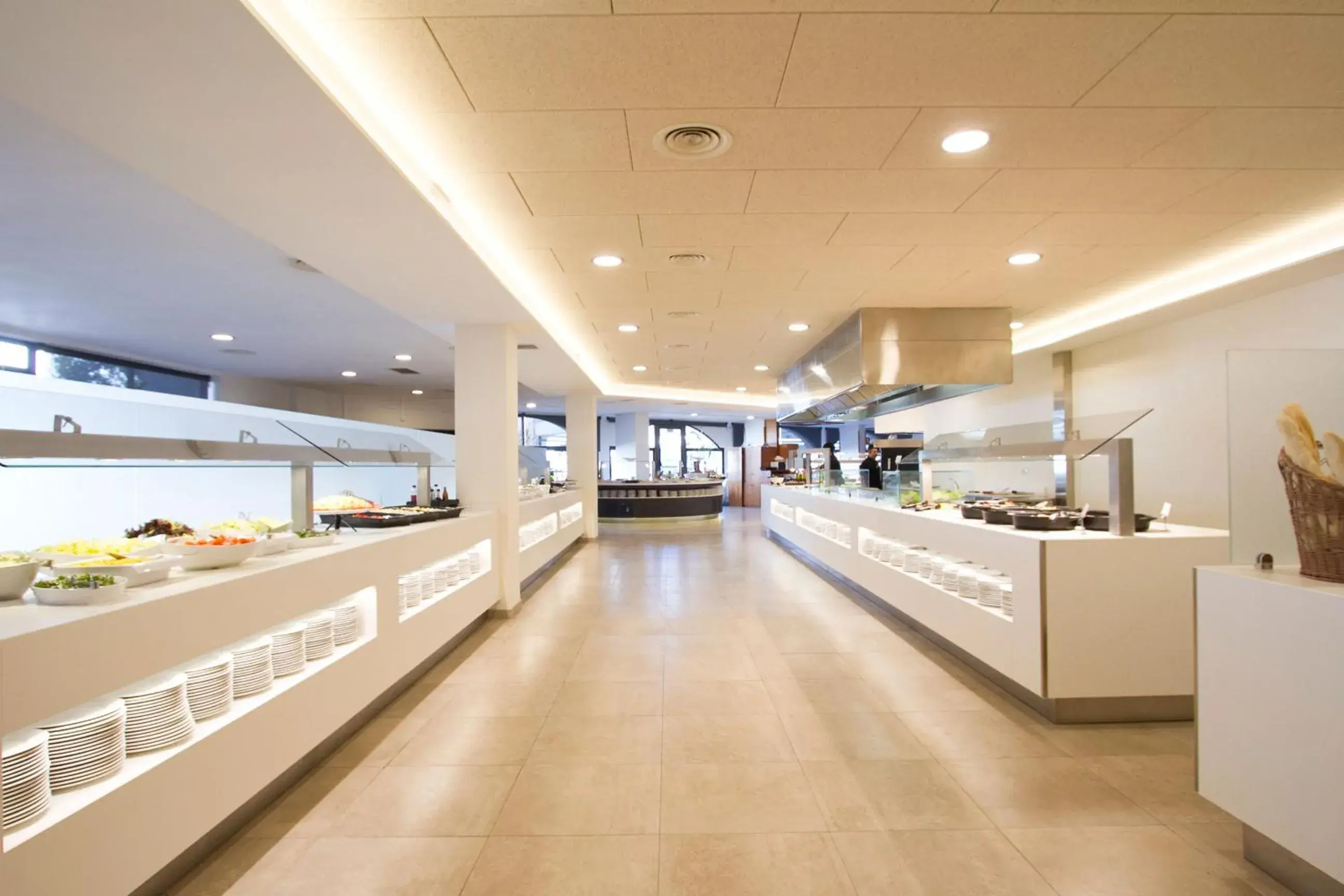 Restaurant/places to eat in Hotel Gran Garbi & AquaSplash Restaurant/places to eat in Hotel Gran Garbi & AquaSplash