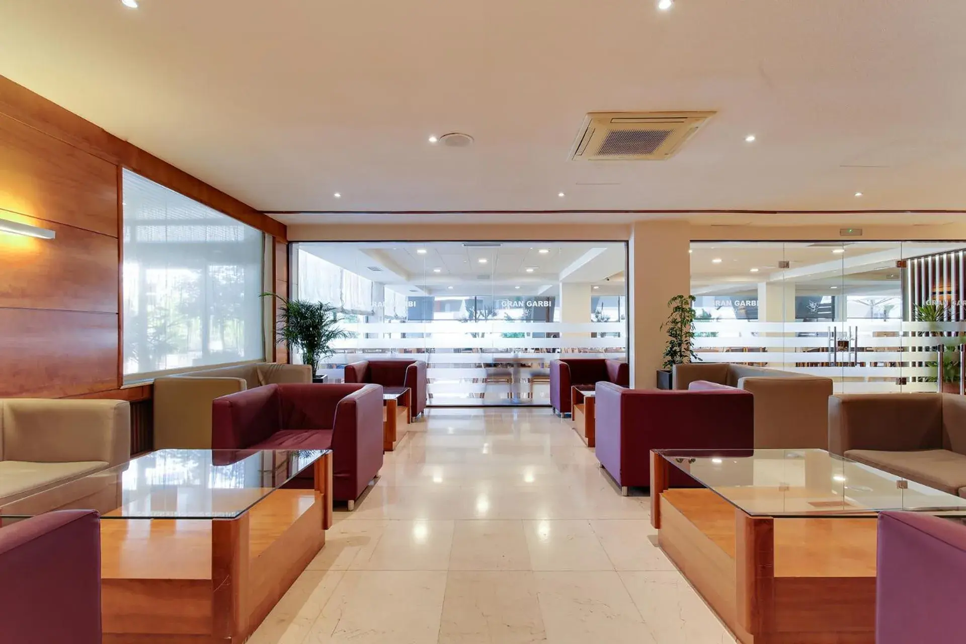 Lobby or reception in Hotel Gran Garbi & AquaSplash Lobby or reception in Hotel Gran Garbi & AquaSplash
