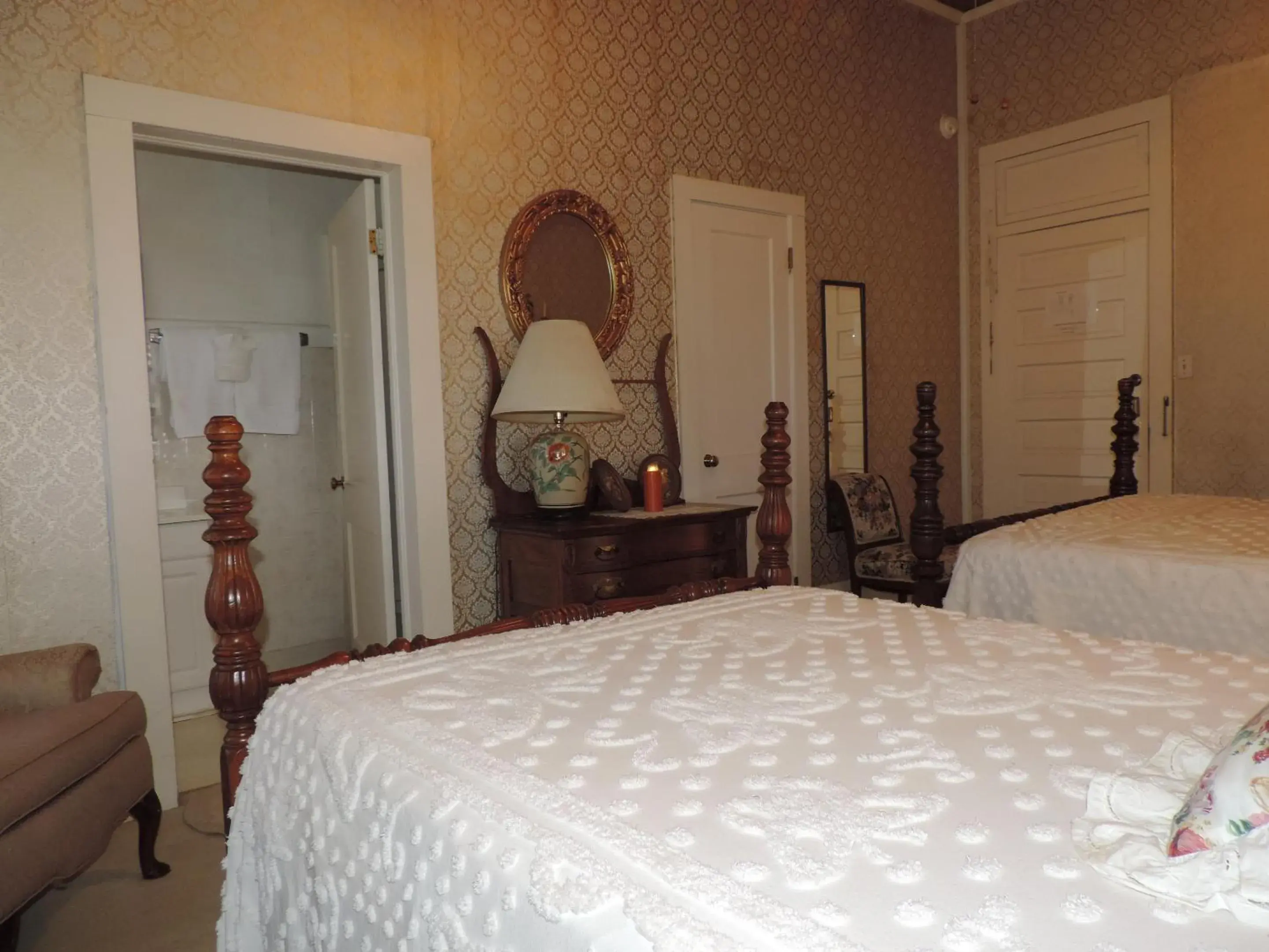 Bedroom in Franklin Terrace Bed and Breakfast Bedroom in Franklin Terrace Bed and Breakfast