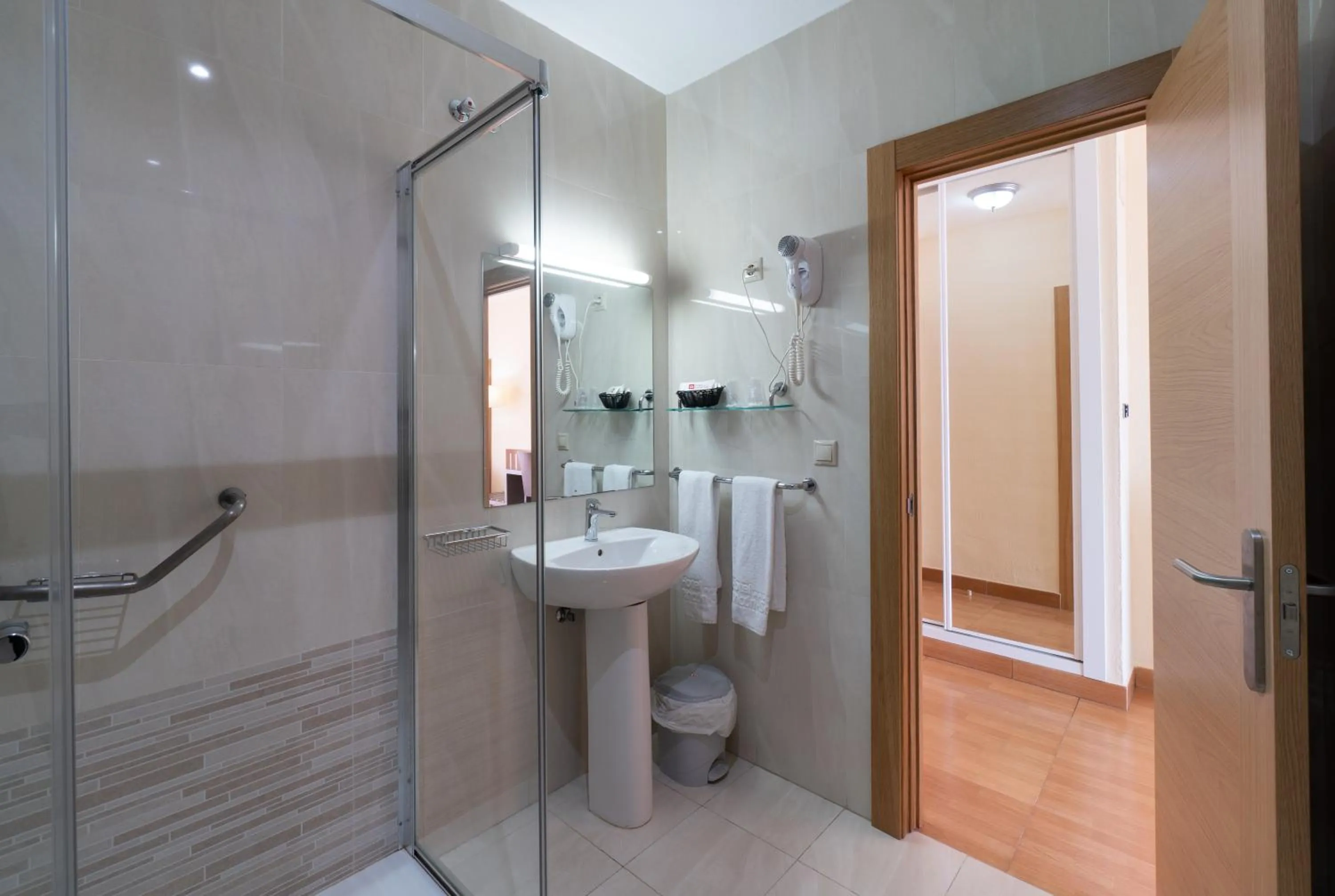 Shower in Rincón Sol