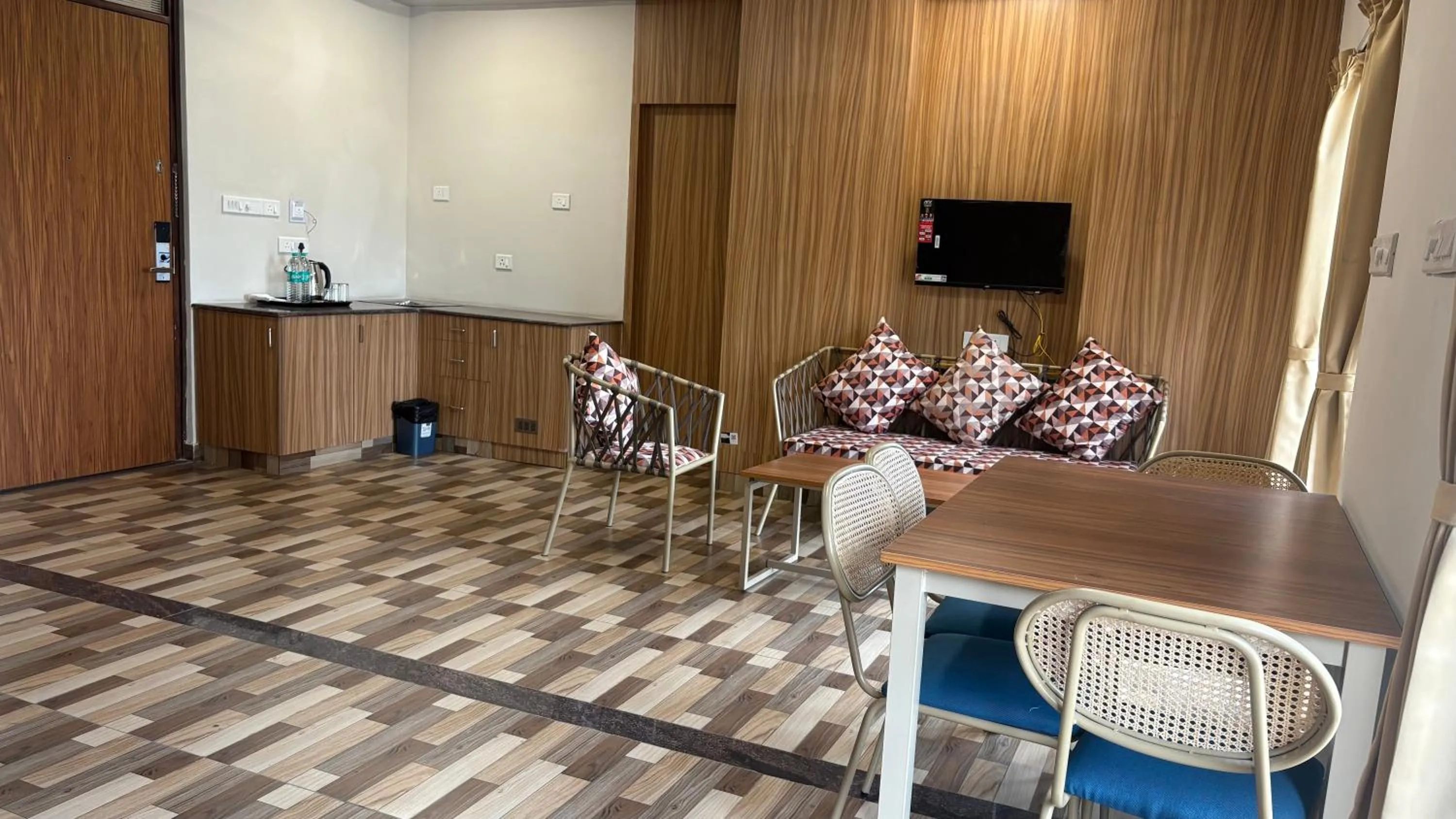 Living room in PGC Chennai Resort & Club By SSS