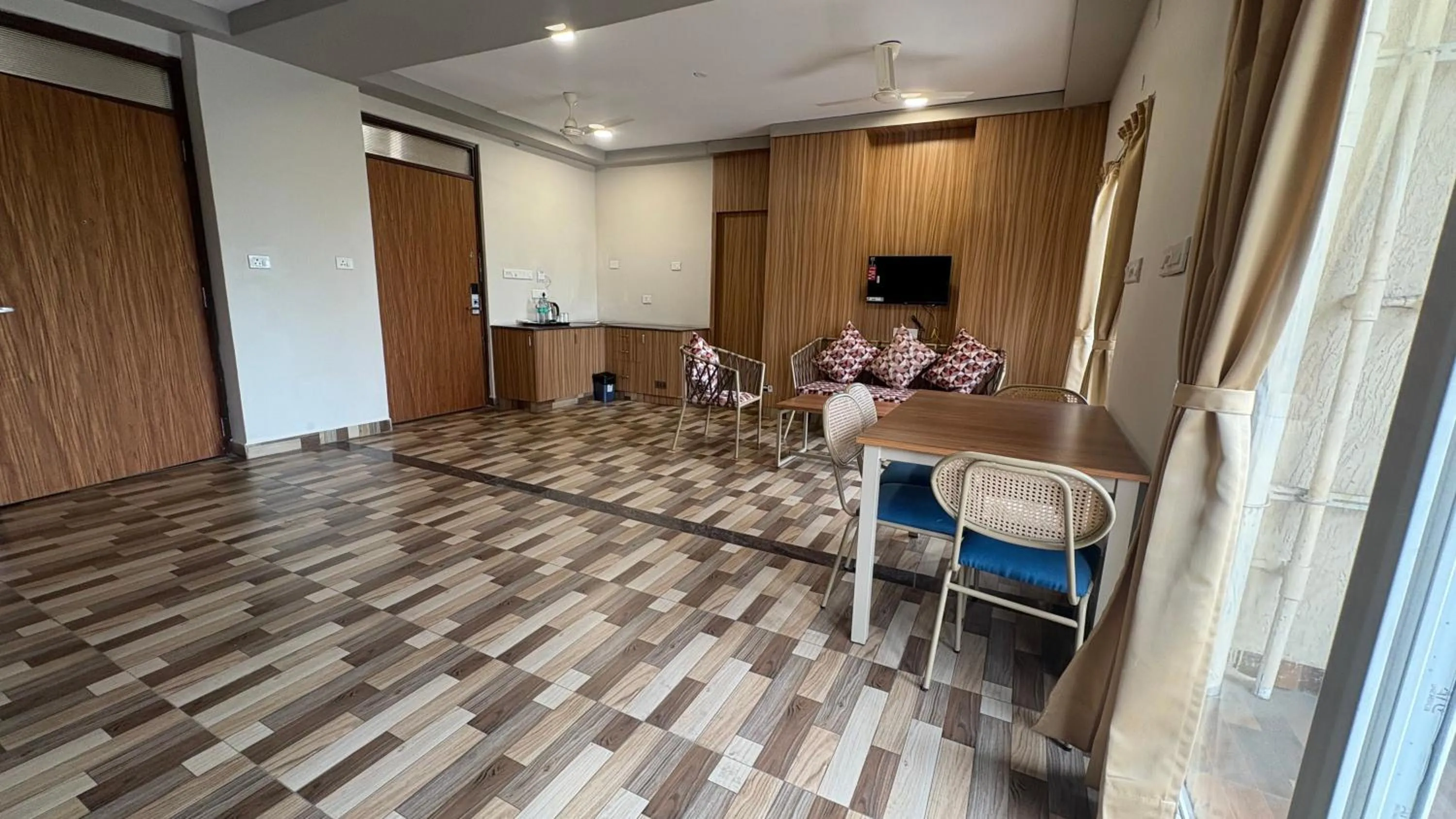 Living room in PGC Chennai Resort & Club By SSS