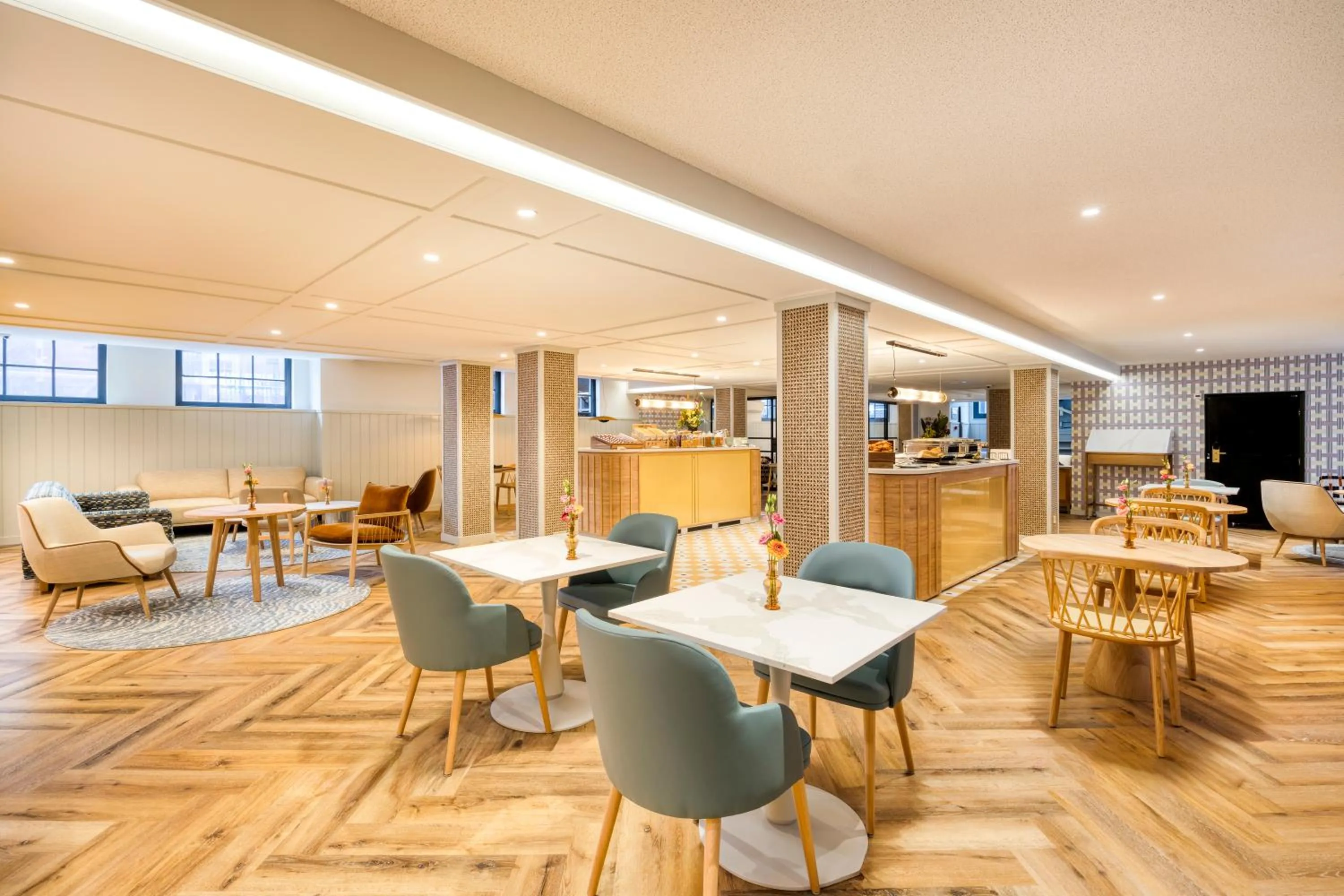 Breakfast in Citadines Canal Amsterdam