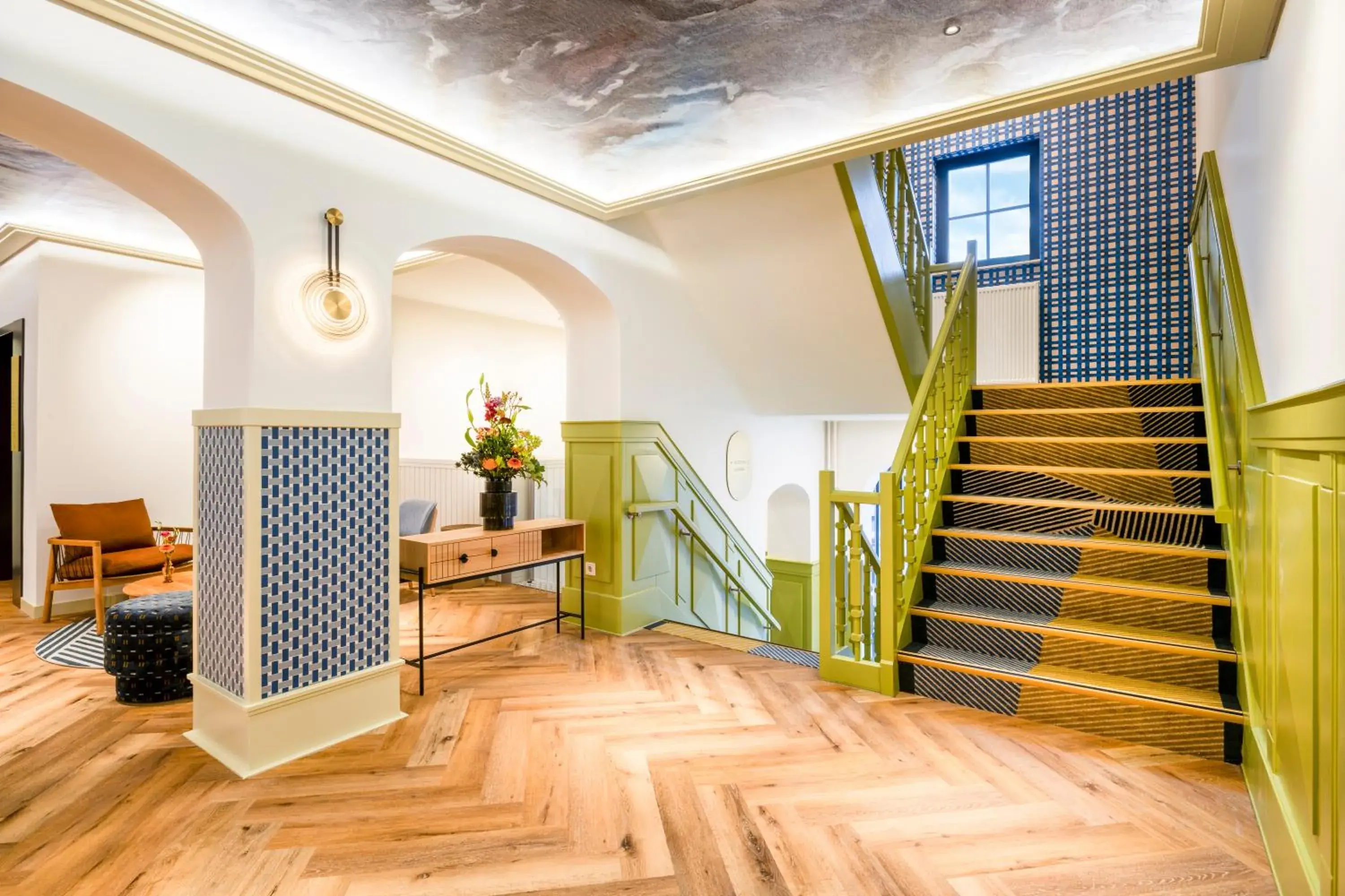 Lounge or bar in Citadines Canal Amsterdam Lounge or bar in Citadines Canal Amsterdam