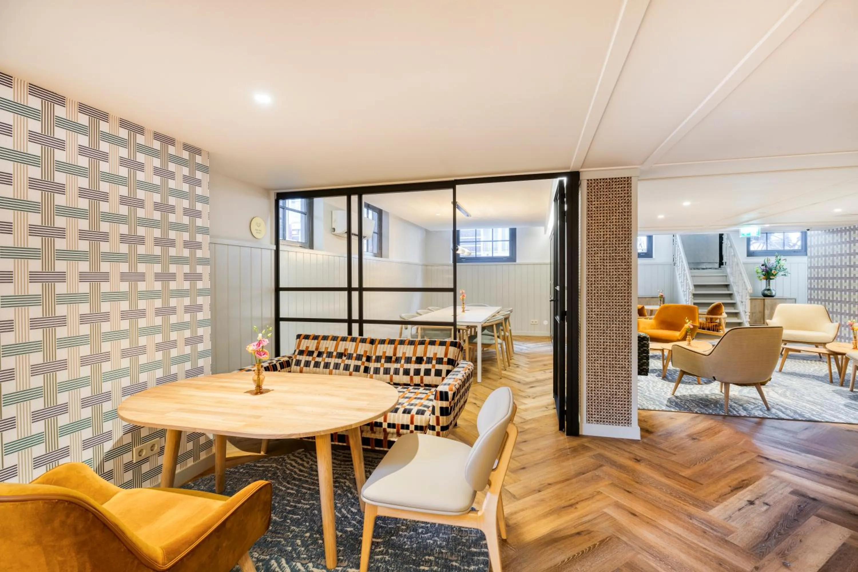 Lounge or bar in Citadines Canal Amsterdam