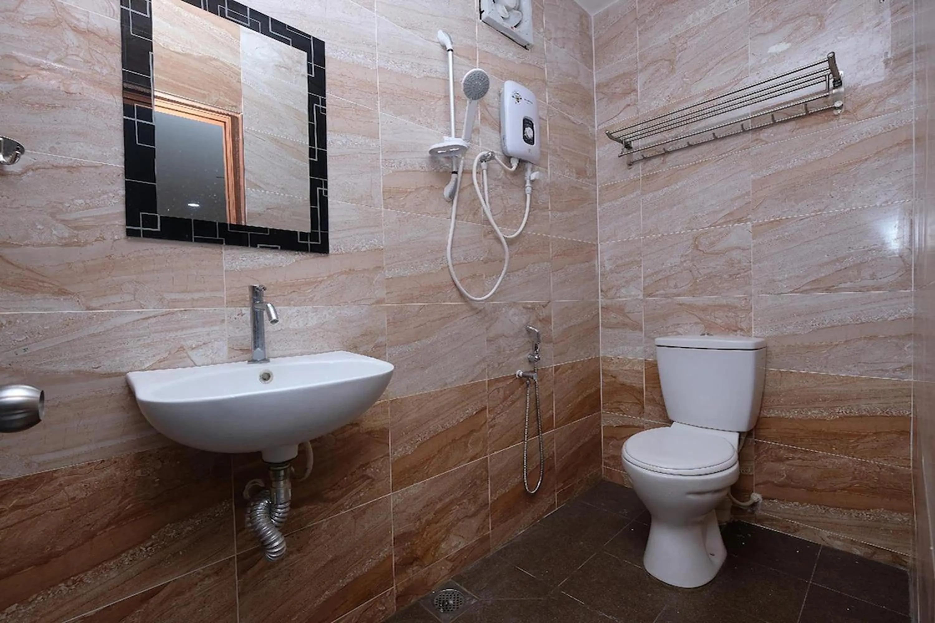 Bathroom in Q Hotel Temerloh