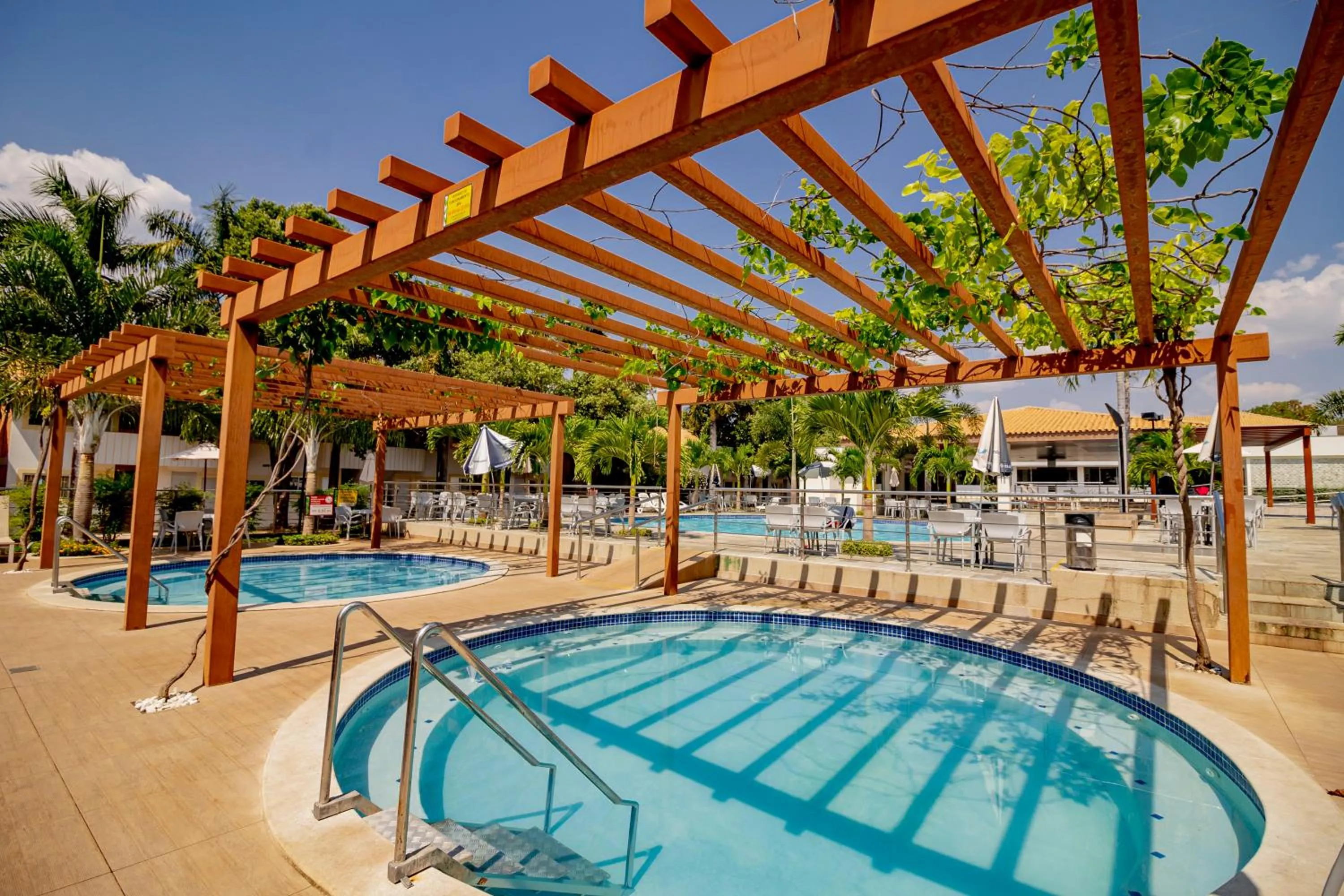 Diroma Resort com um dia no Acqua Park