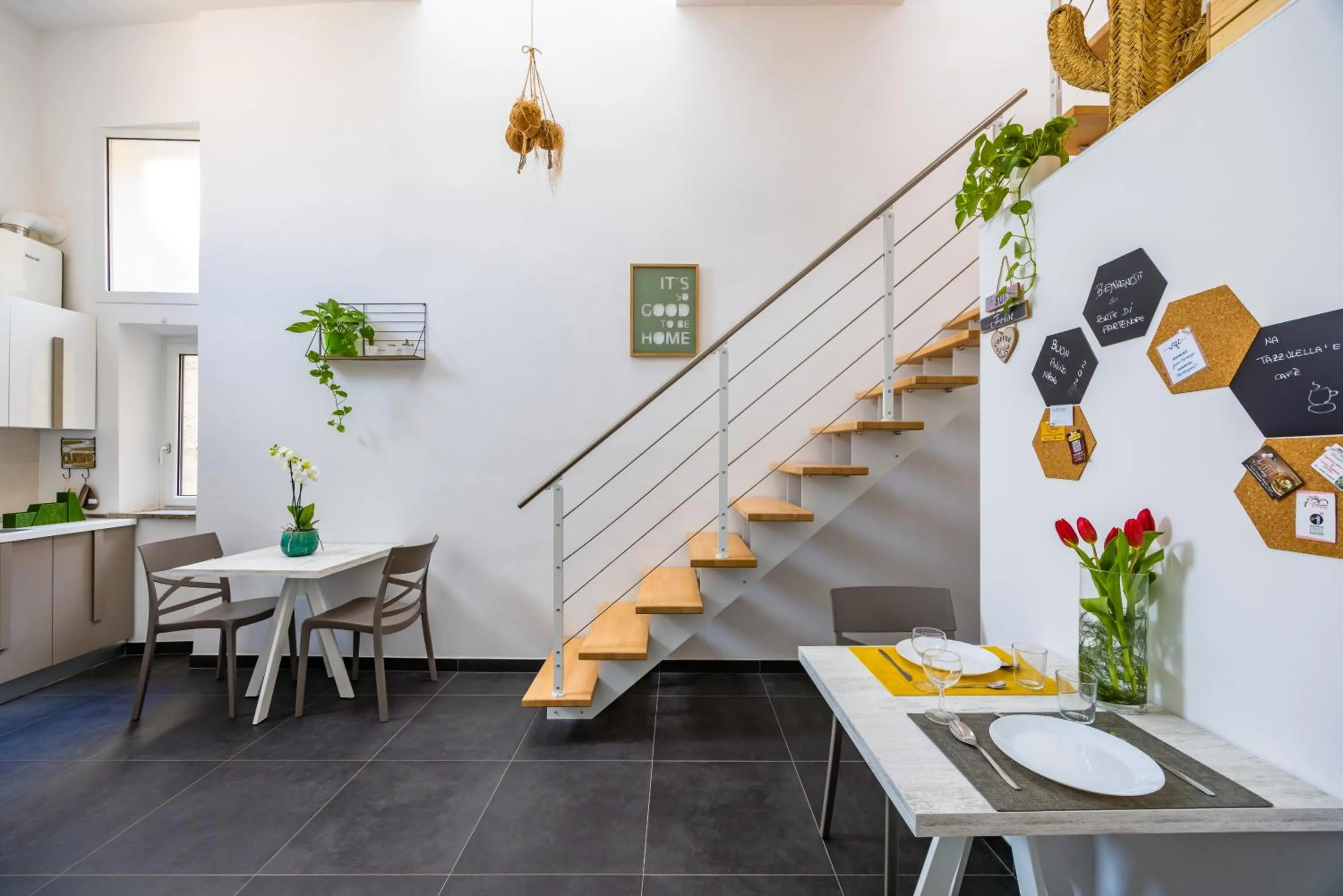 Communal kitchen in Le Porte di Partenope