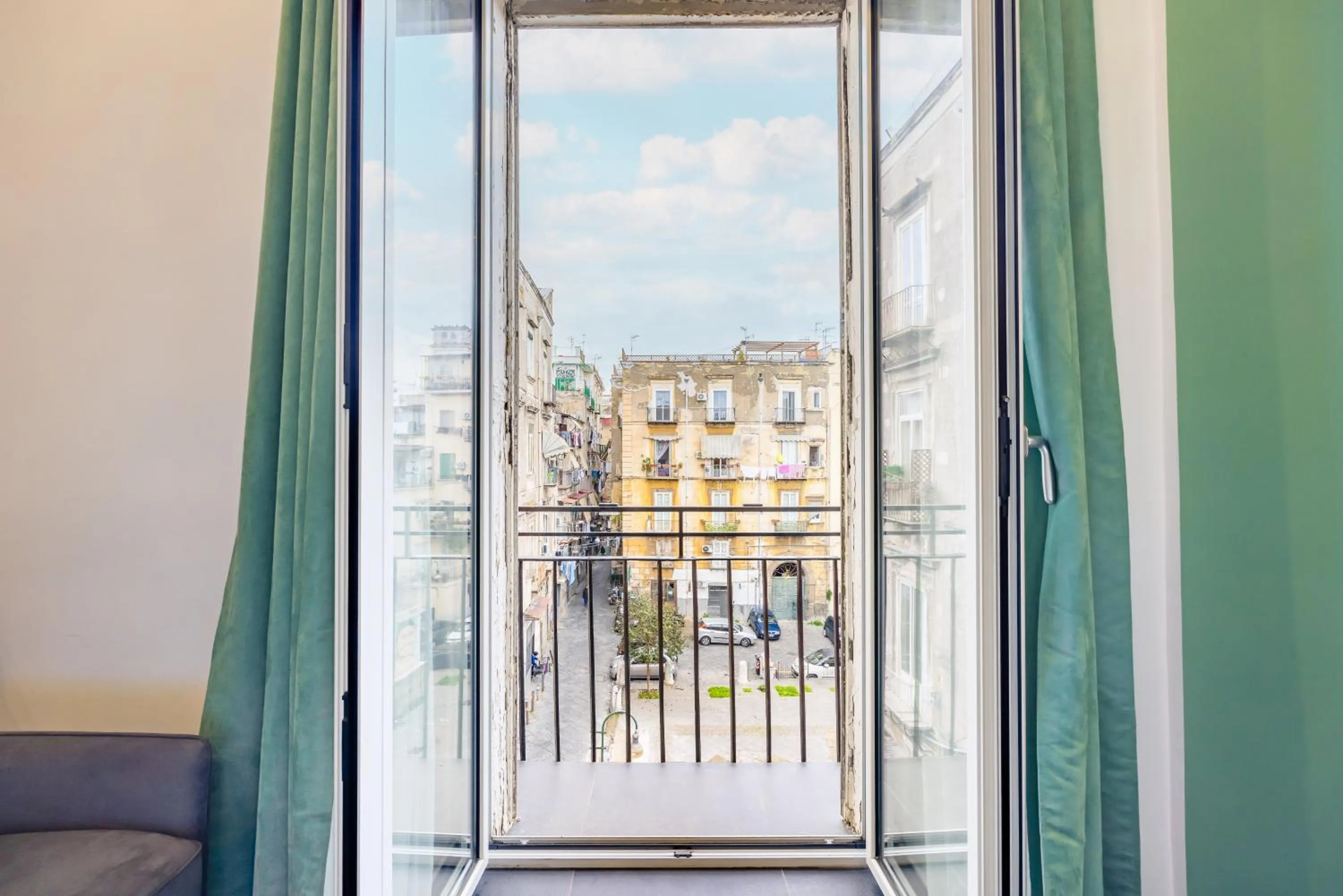 Day in Le Porte di Partenope