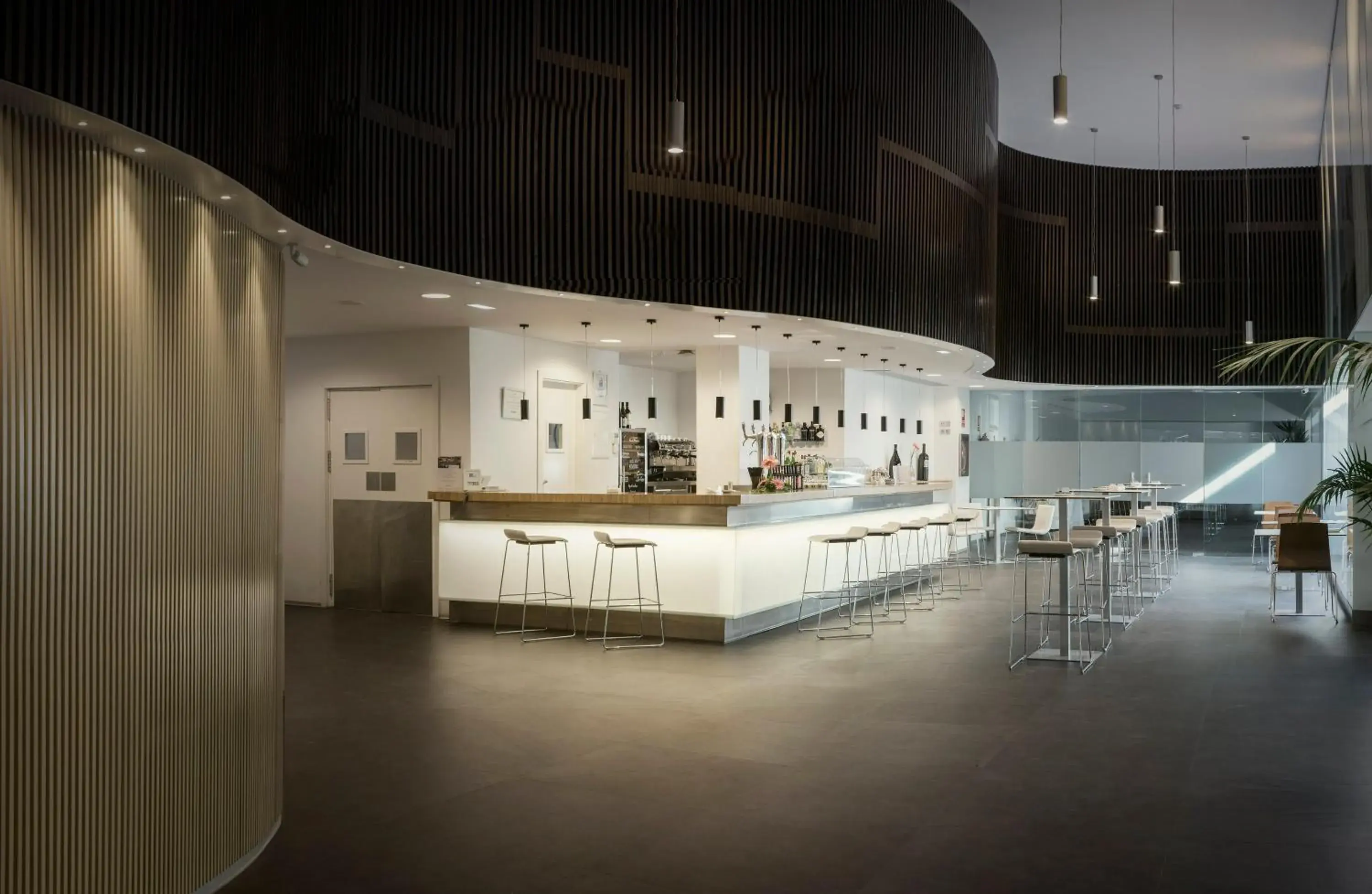 Lounge or bar in Sercotel Gran Hotel Zurbarán Lounge or bar in Sercotel Gran Hotel Zurbarán