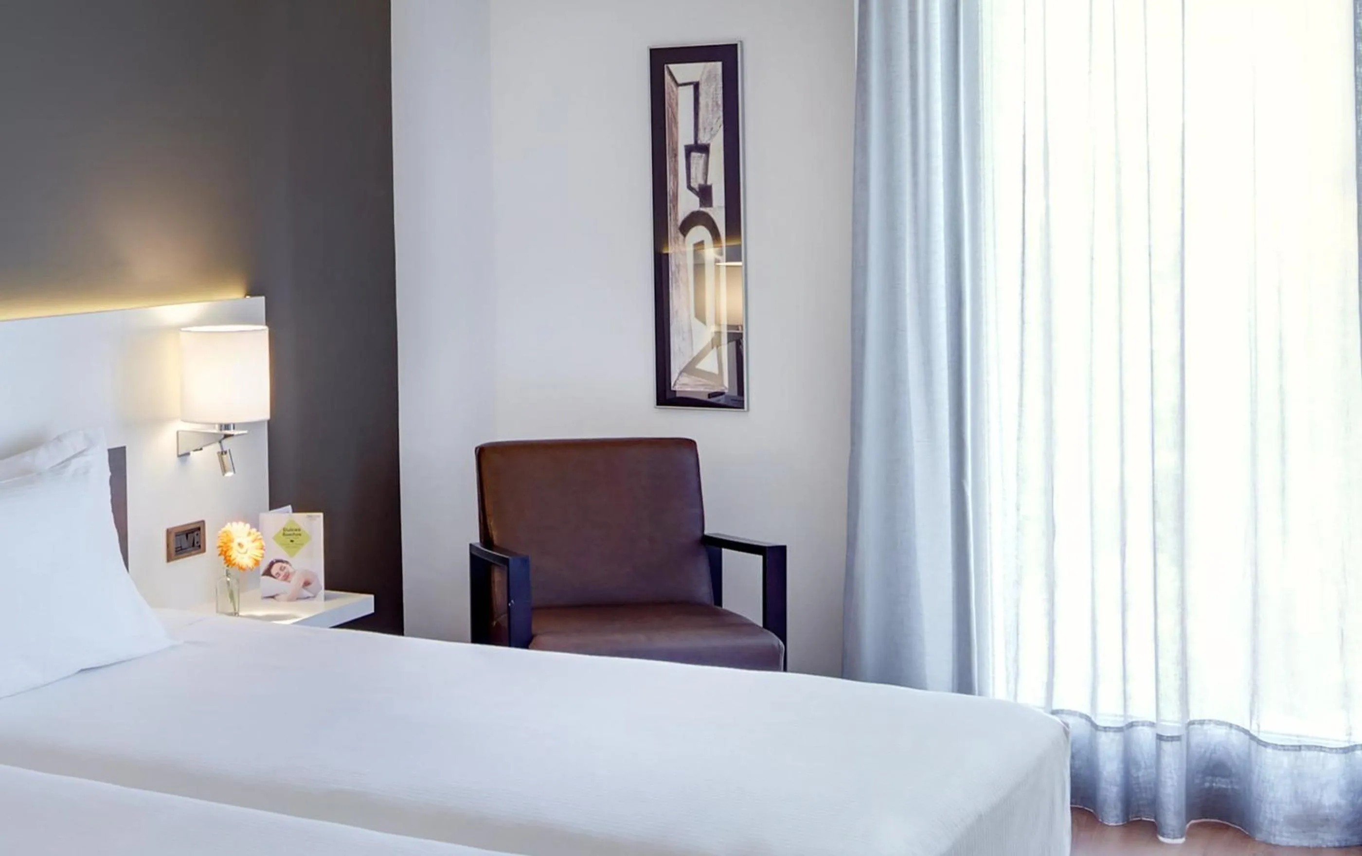 Photo of the whole room, Bed in Sercotel Gran Hotel Zurbarán