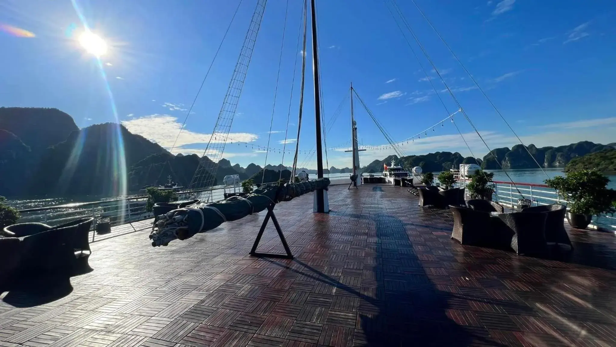 sunbed in Erina Cruise by HAG sunbed in Erina Cruise by HAG