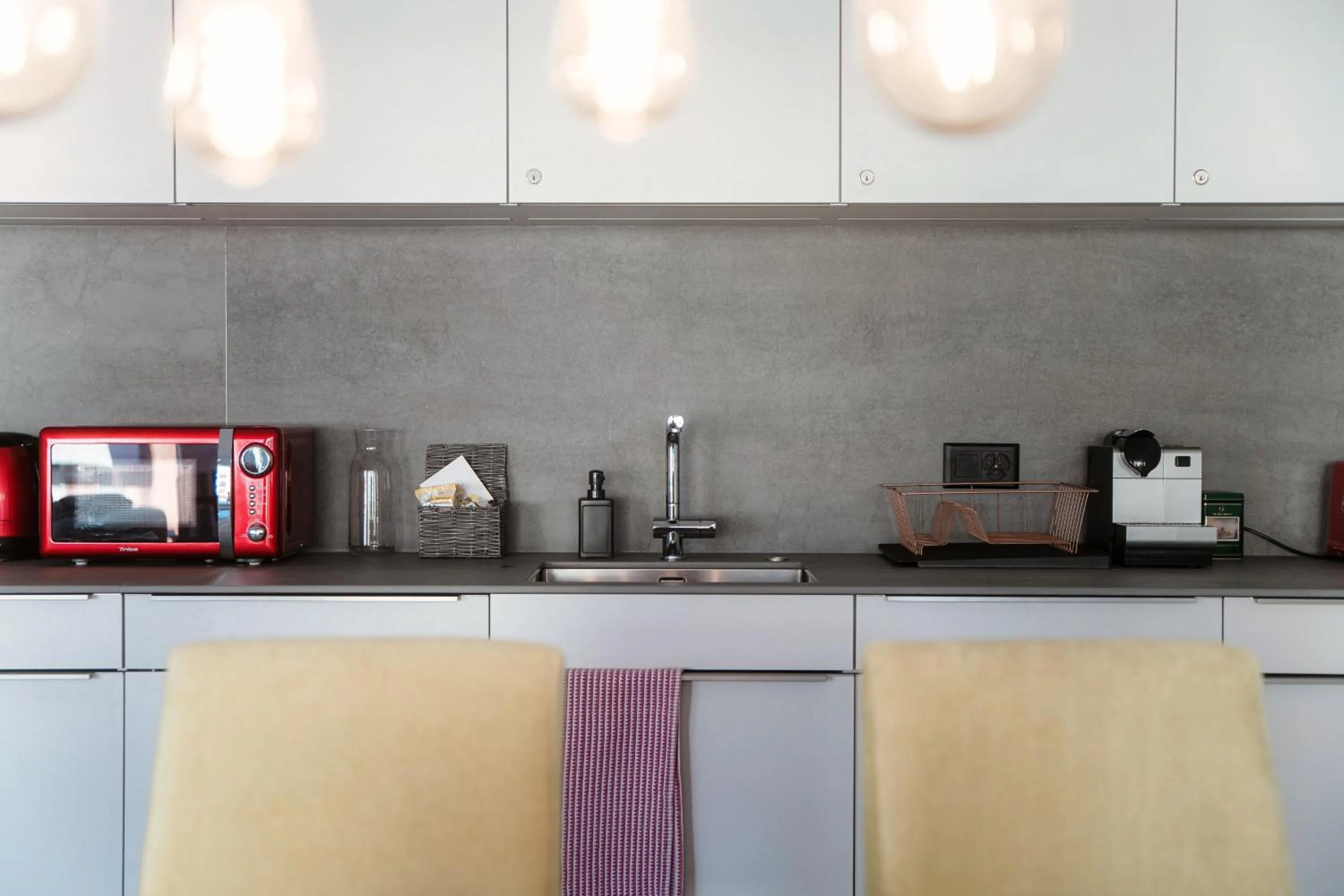 Coffee/tea facilities in Casa Leini by Quokka 360 - two-bedroom apartment 3 minutes from Lido di Locarno
