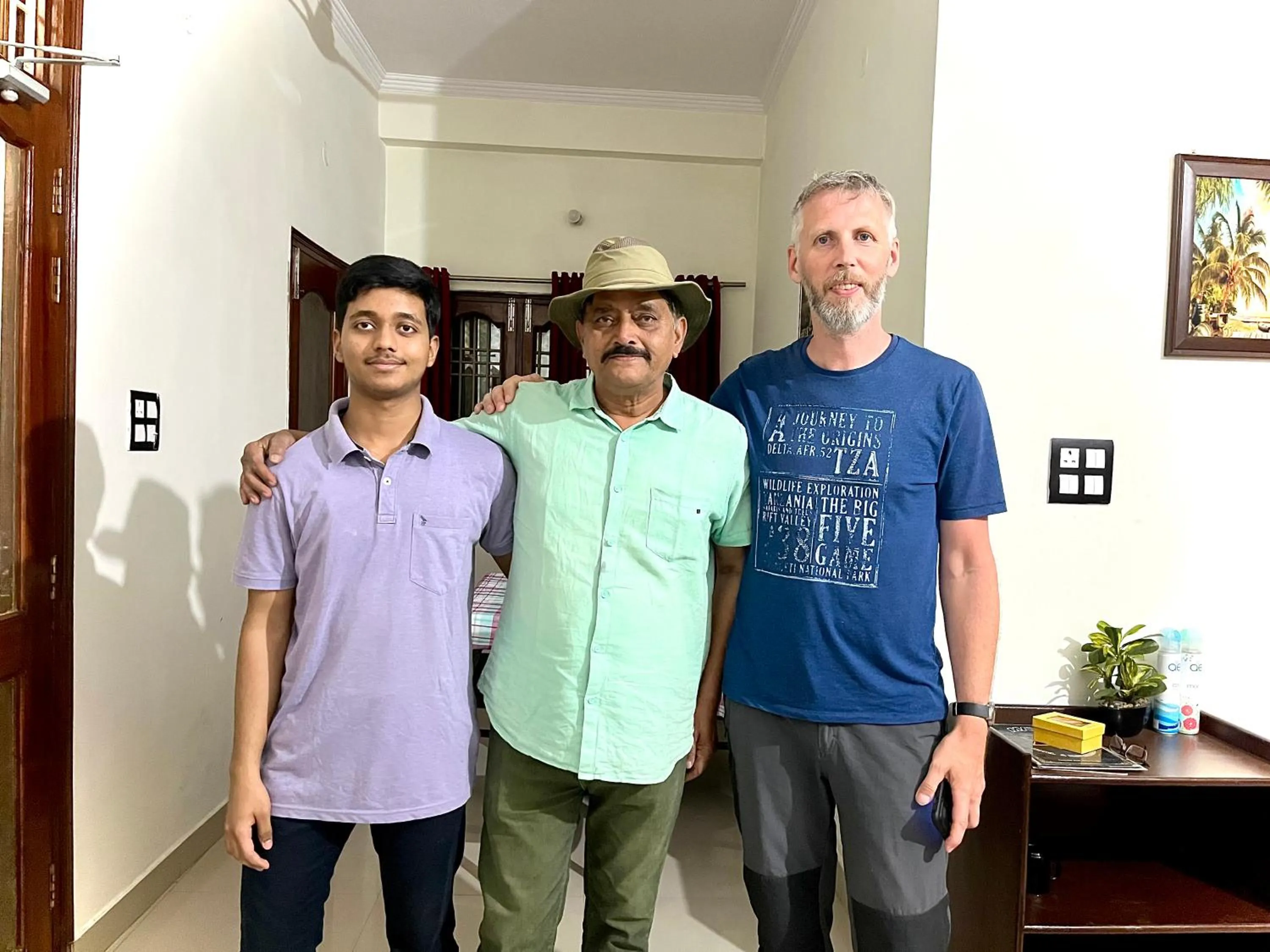 Guests in Alibaba’s Indiana Homestay