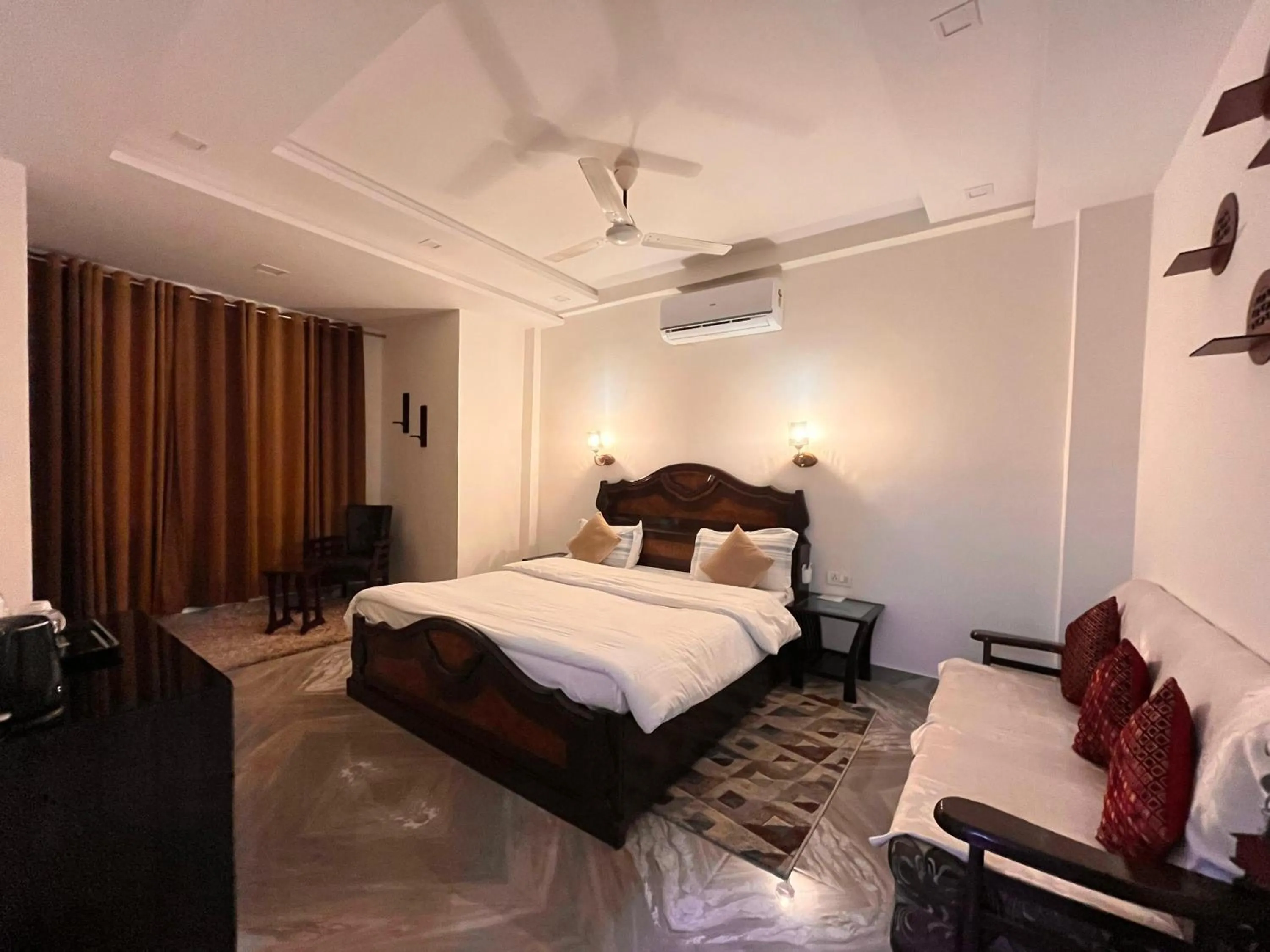 Bedroom, Bed in Alibaba’s Indiana Homestay