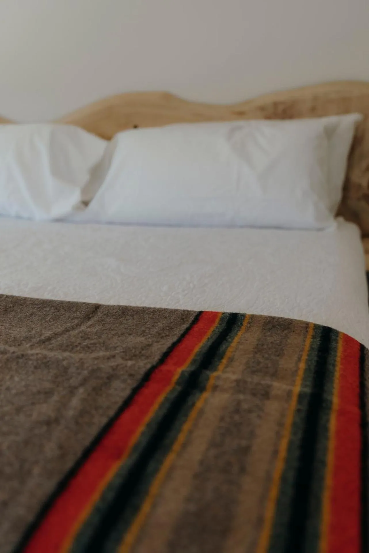 Bed in Bingham Motor Inn