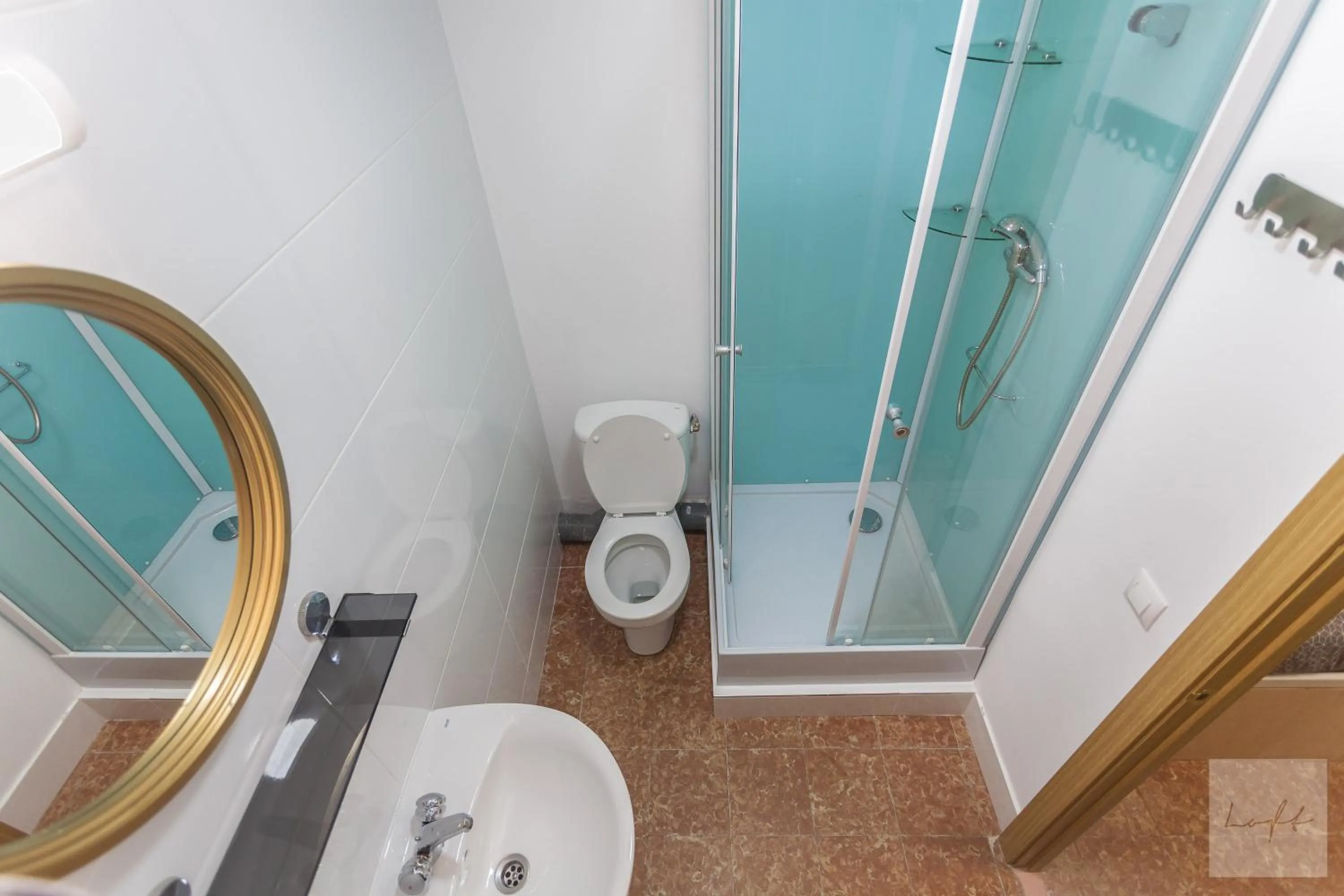 Shower in LOFT HOSTAL Group