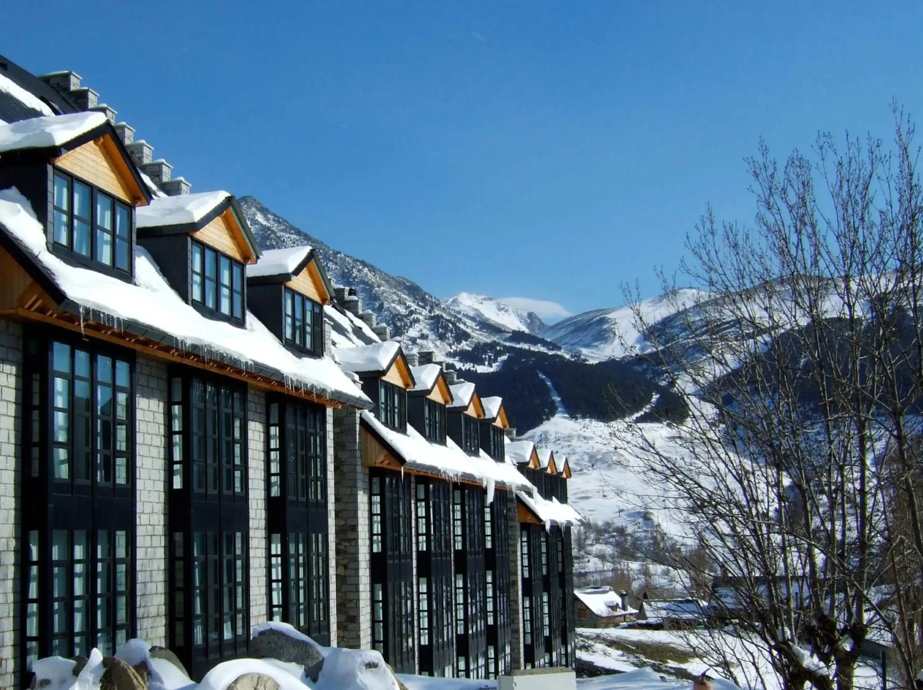 Facade/entrance in HG Cerler Facade/entrance in HG Cerler