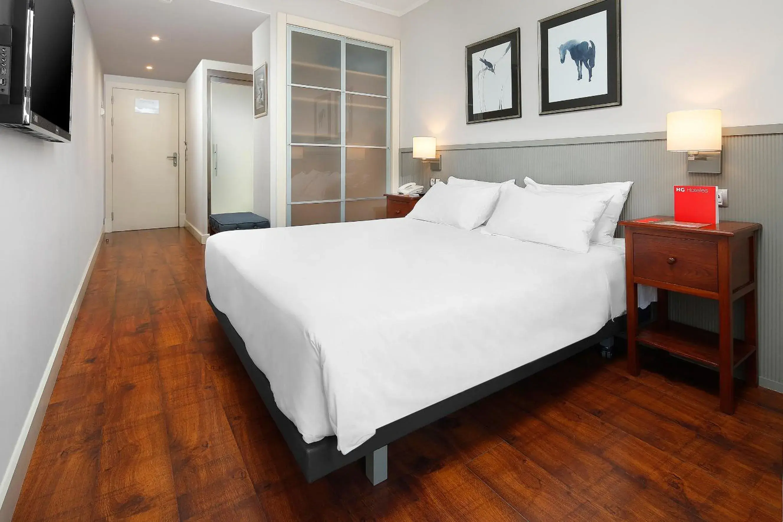 Bedroom, Bed in HG Cerler Bedroom, Bed in HG Cerler