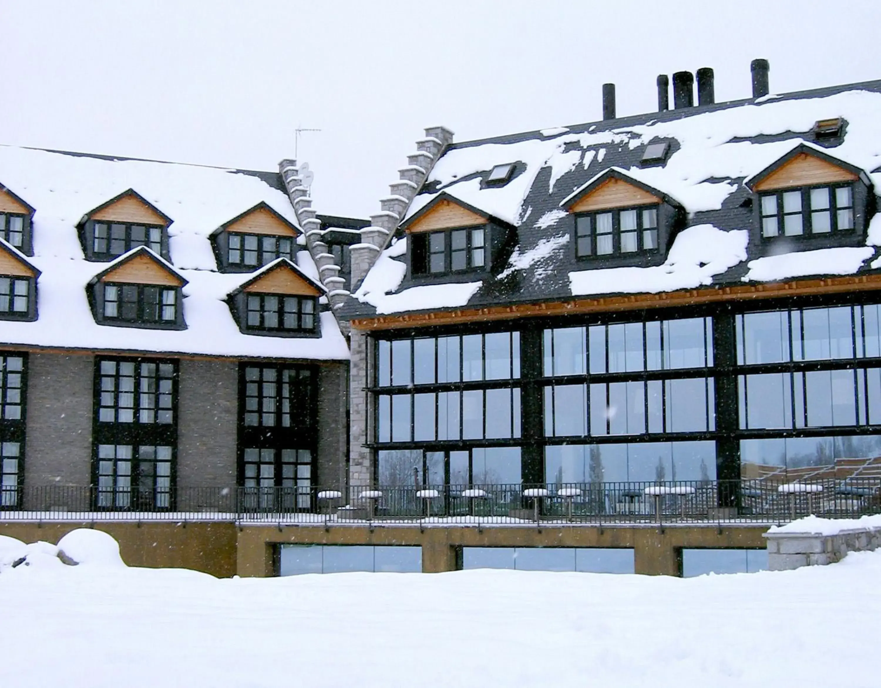 Facade/entrance in HG Cerler Facade/entrance in HG Cerler