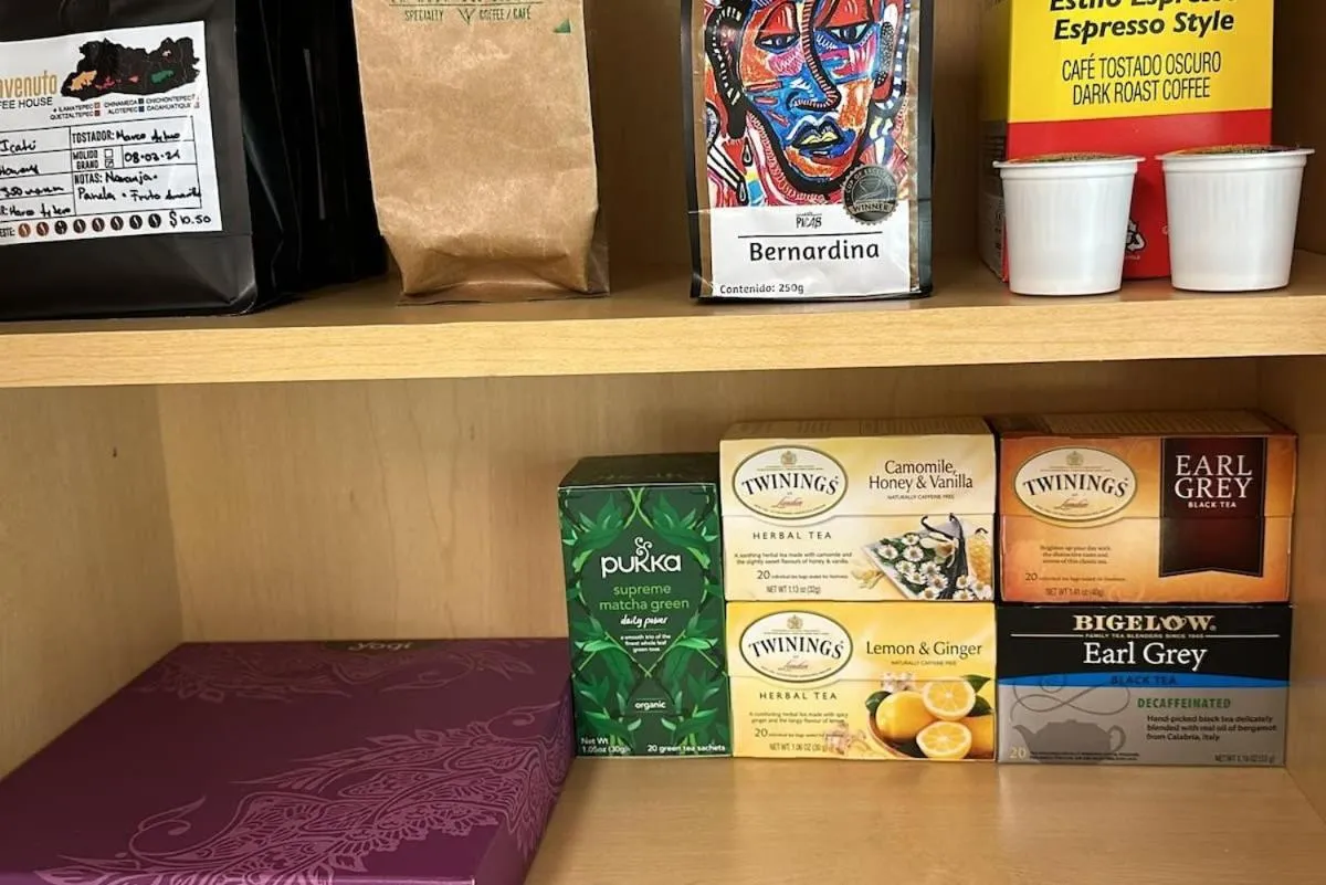 5 bedrooms with 4 Full Bath Fire Pit BBQ and Plush Amen on 1 2 acre