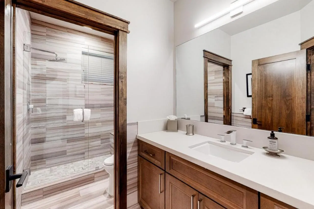 Toilet in Gondola Vista Luxury Villas by Ski Heavenly & Beaches