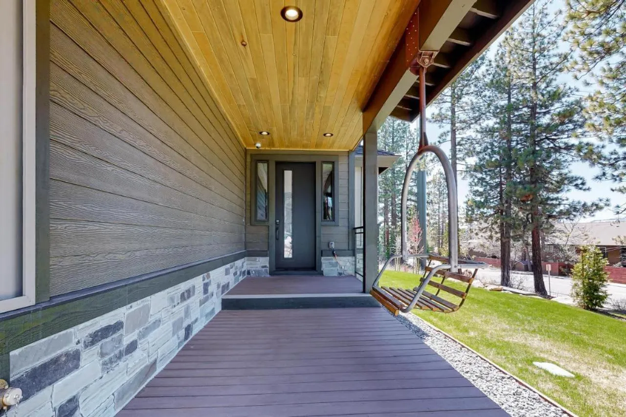 Balcony/Terrace in Gondola Vista Luxury Villas by Ski Heavenly & Beaches