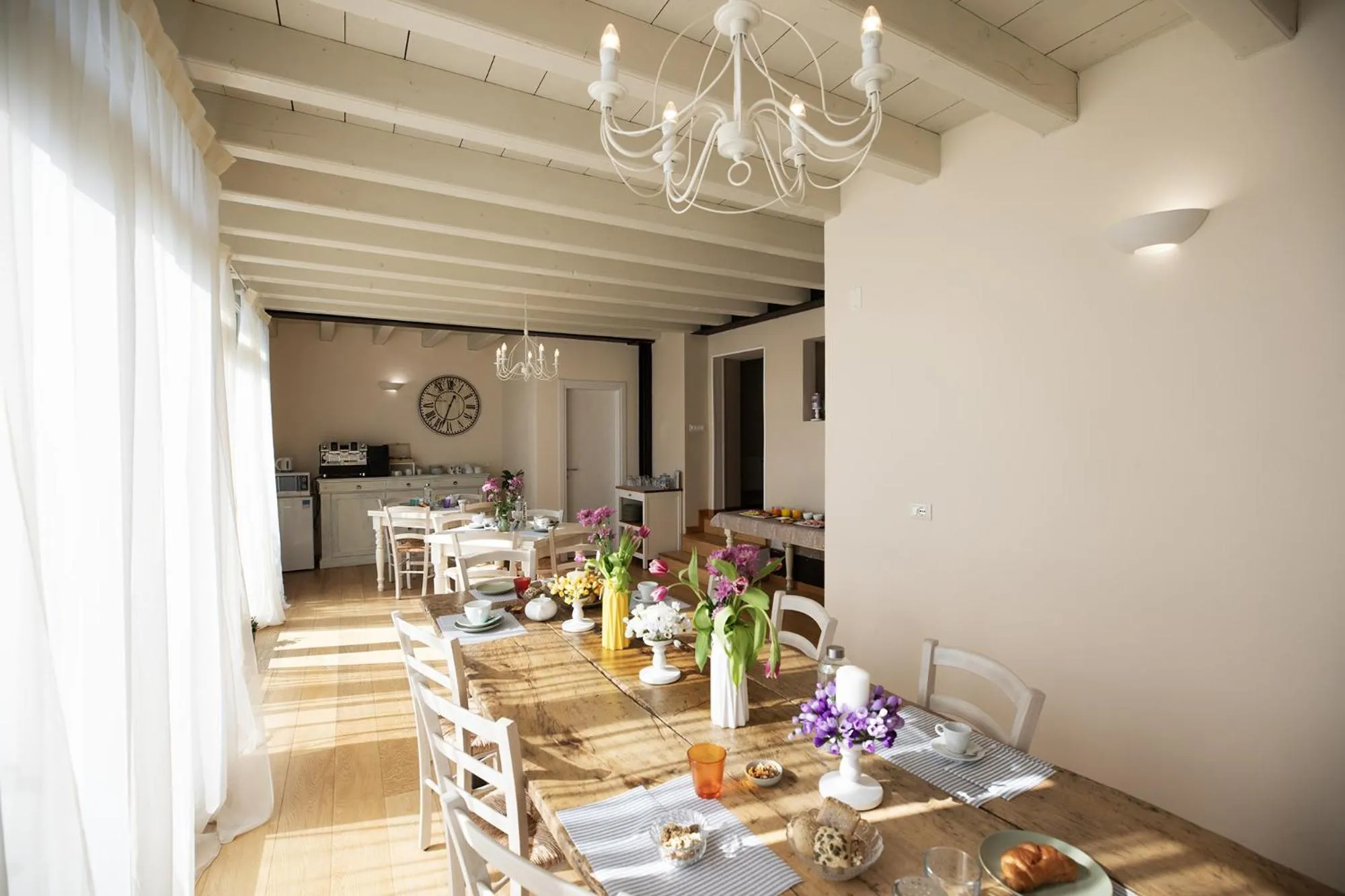 Restaurant/places to eat in Relais La Rocca Solferino