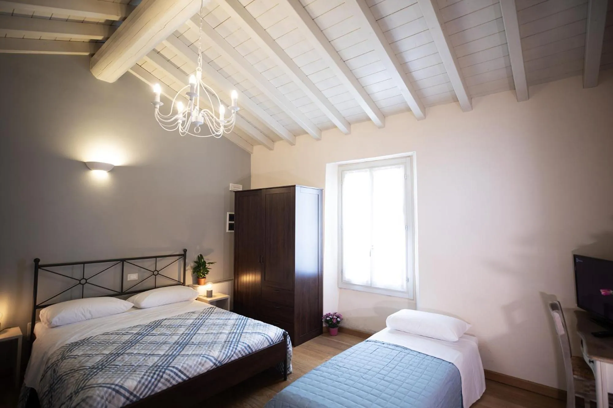 Bed in Relais La Rocca Solferino