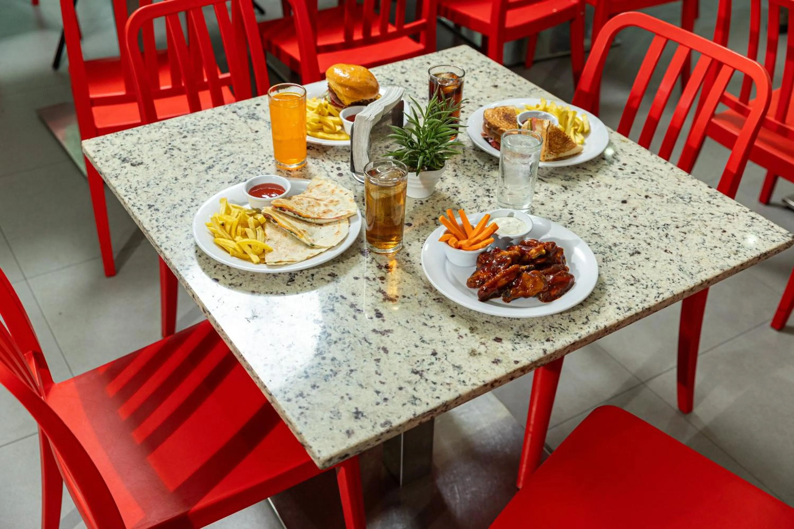 Restaurant/places to eat in Hotel México Plaza Silao Aeropuerto