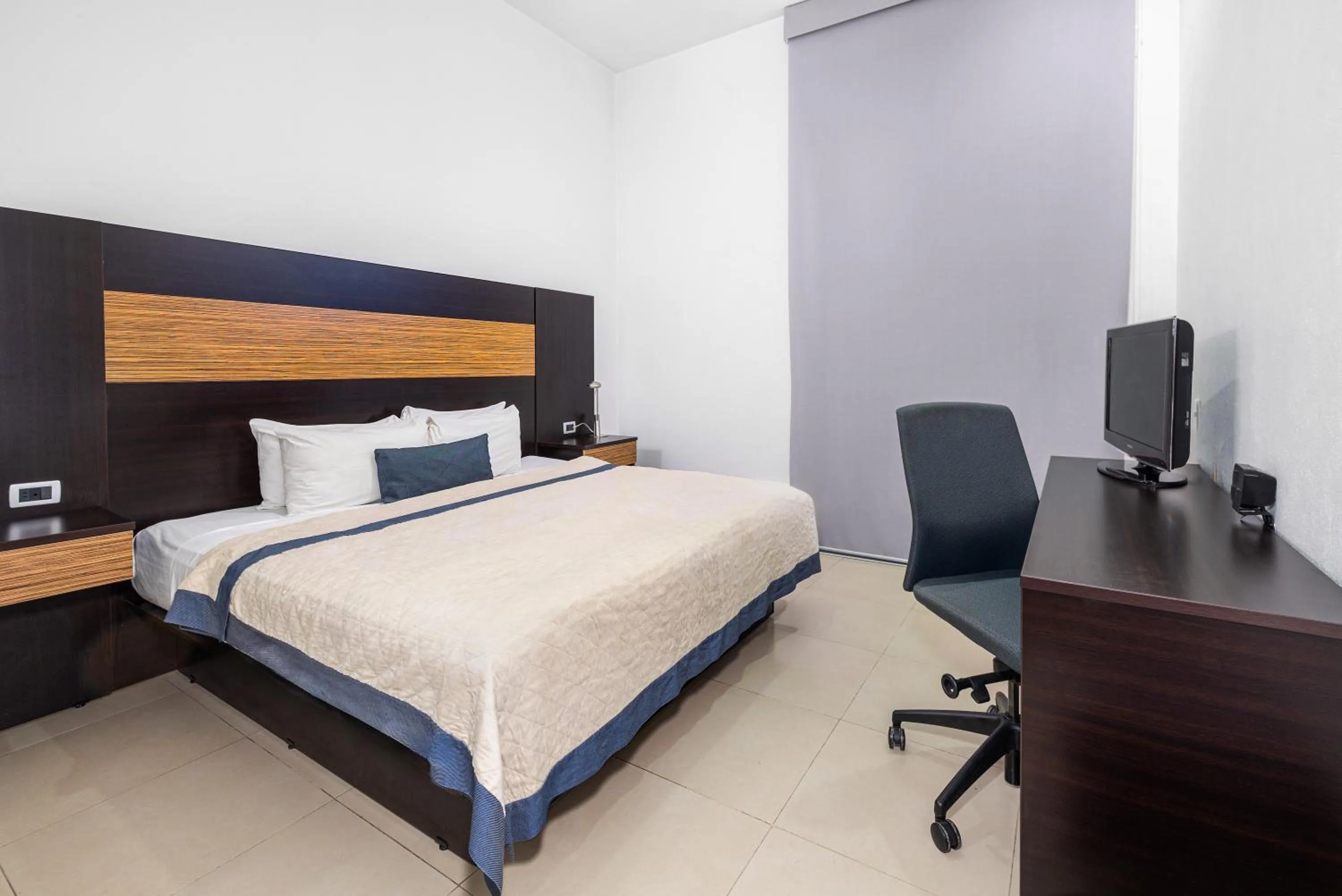 Bedroom, Bed in Hotel México Plaza Silao Aeropuerto