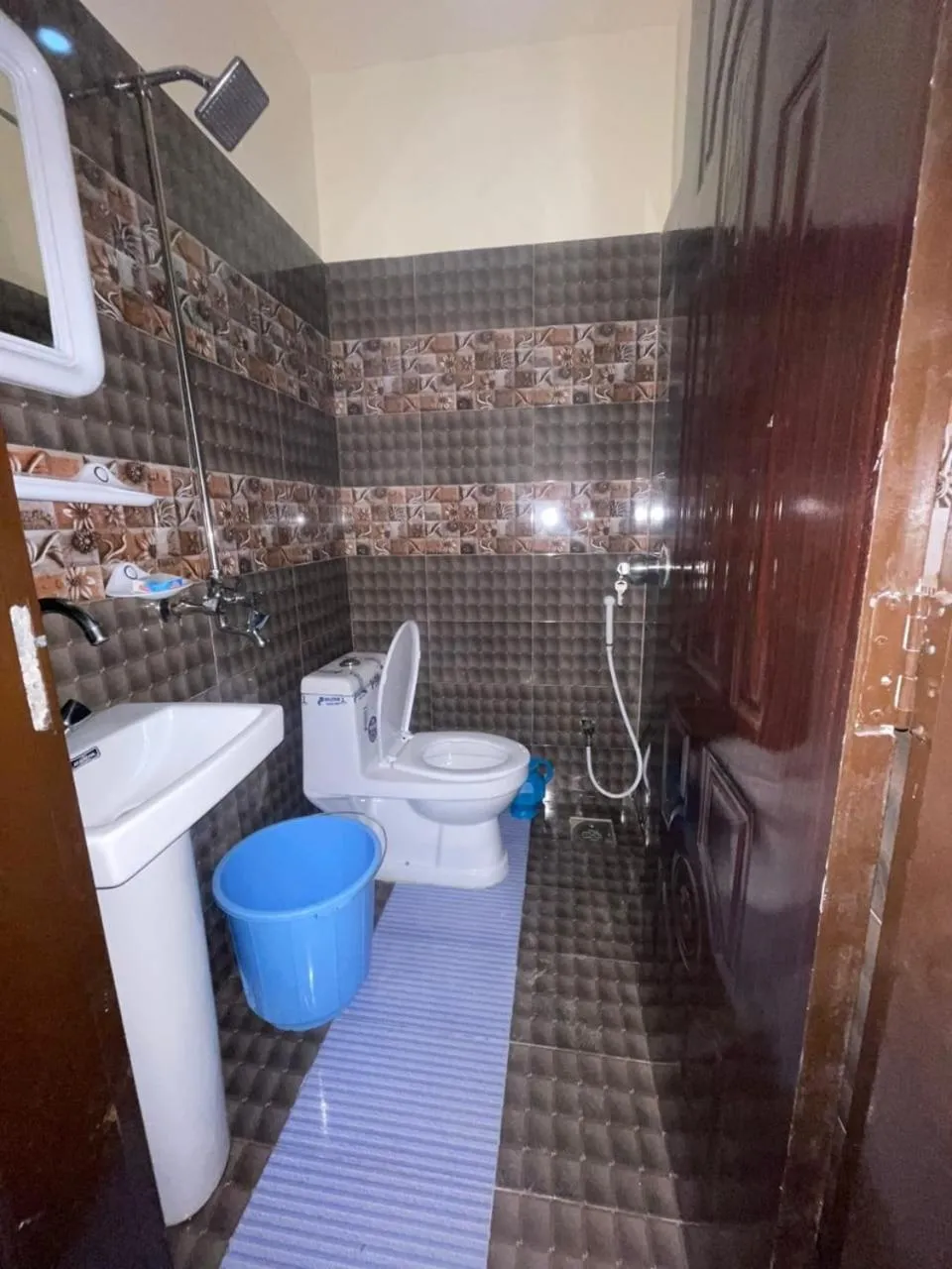 Bathroom in Hotel new royal palace