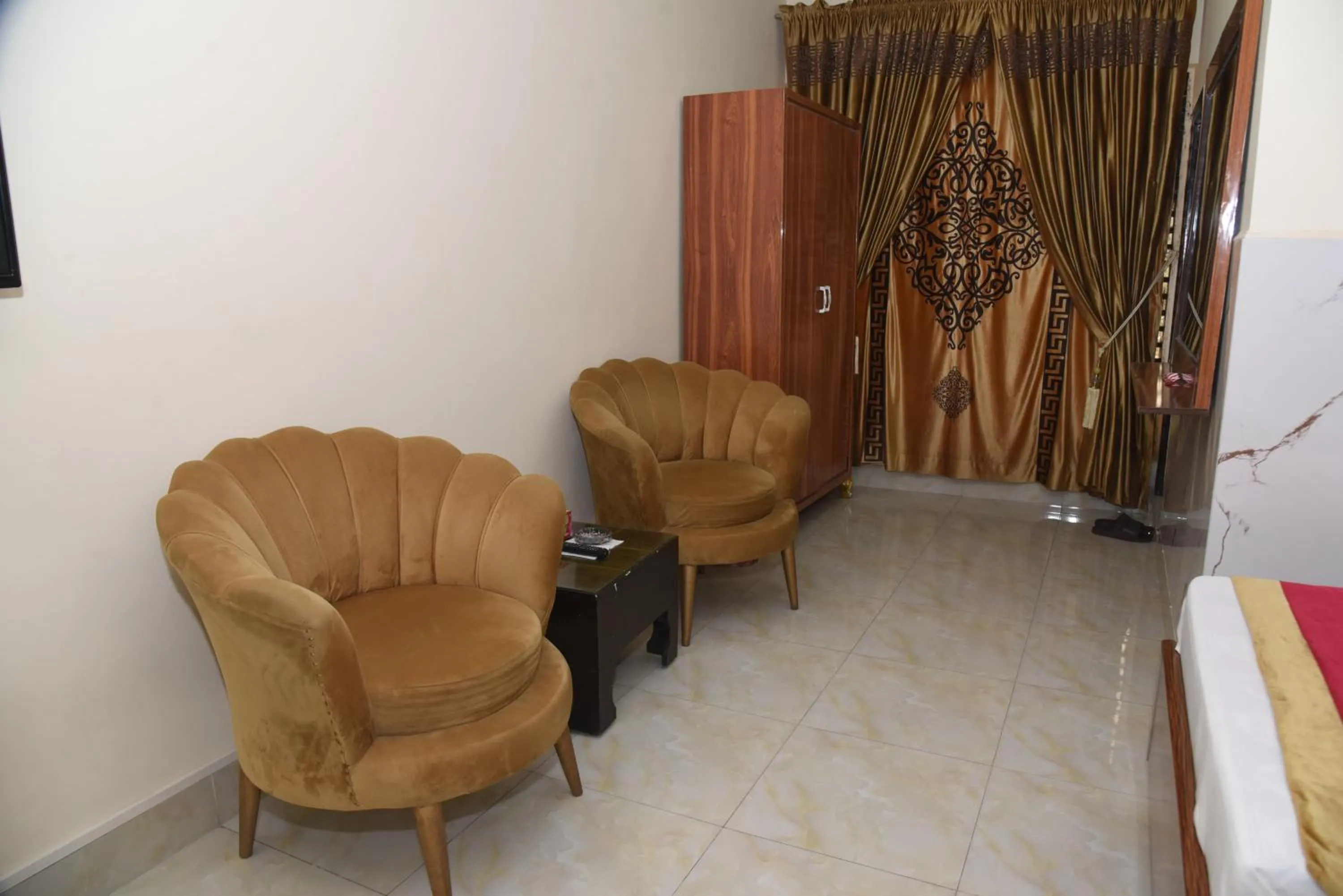 Seating area in Hotel new royal palace
