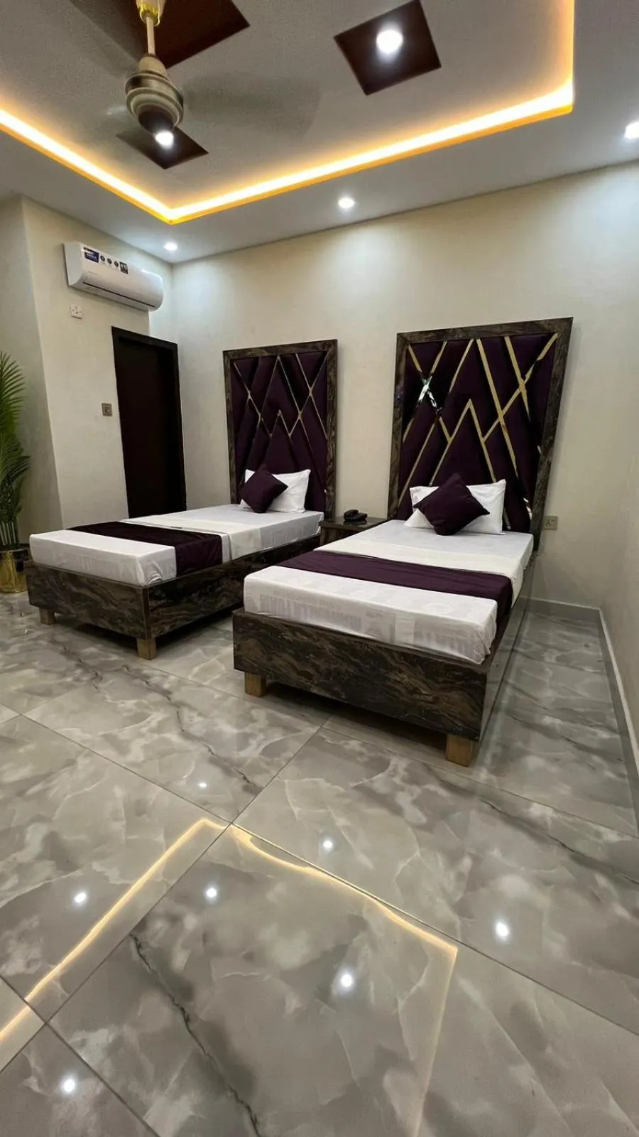 Bedroom, Bed in Hotel new royal palace