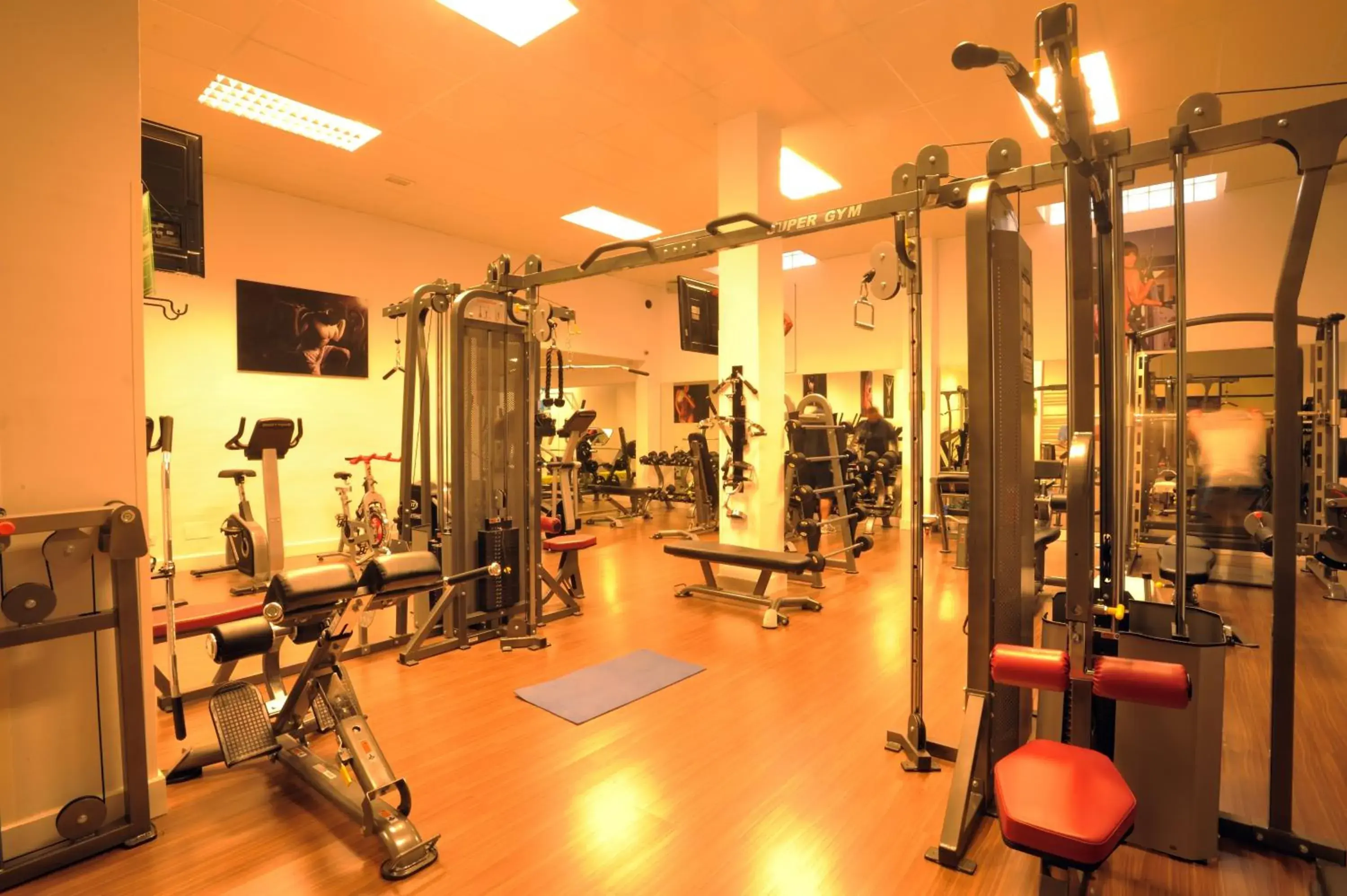 Fitness centre/facilities in Club Simó Fitness centre/facilities in Club Simó