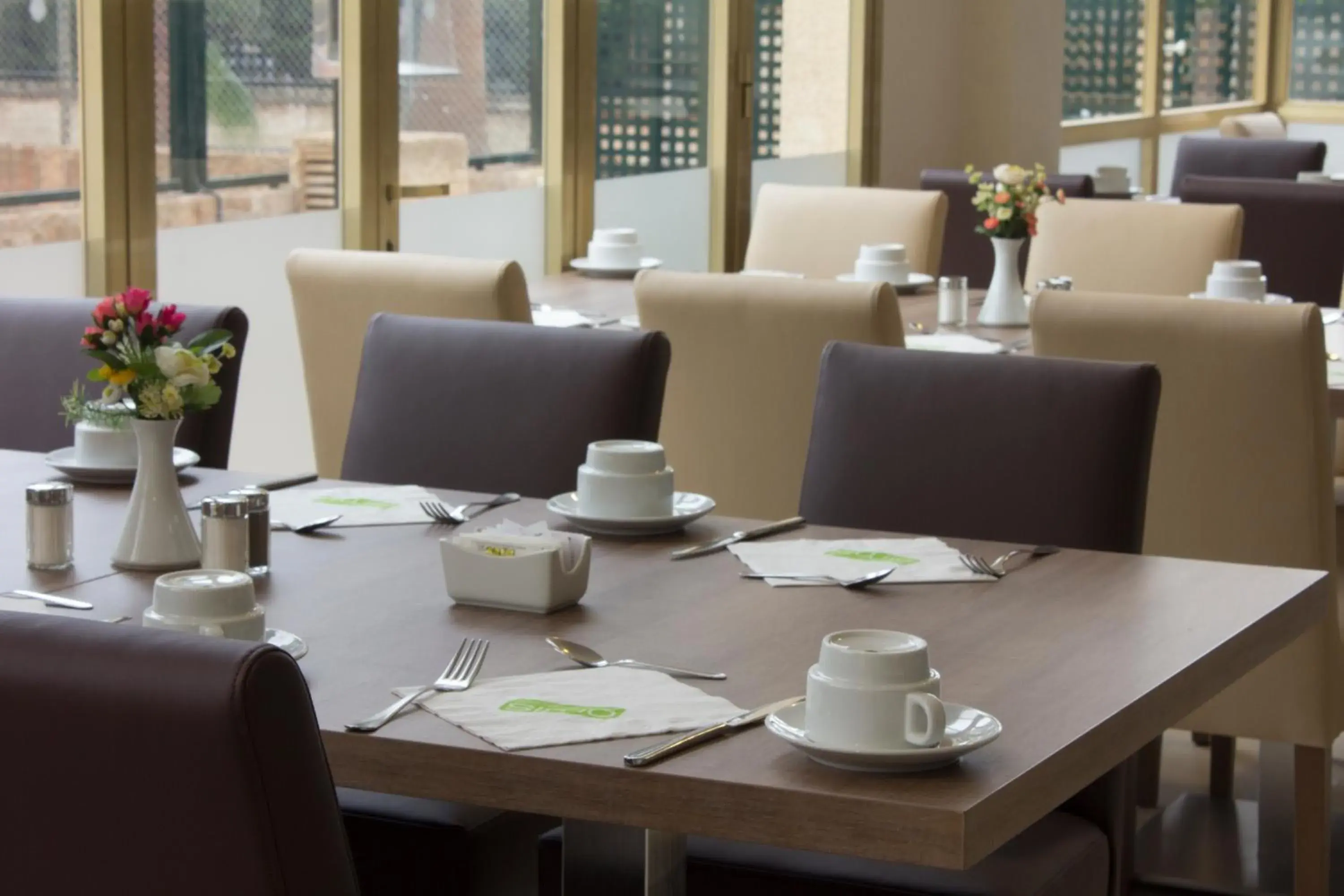 Restaurant/places to eat in Club Simó Restaurant/places to eat in Club Simó