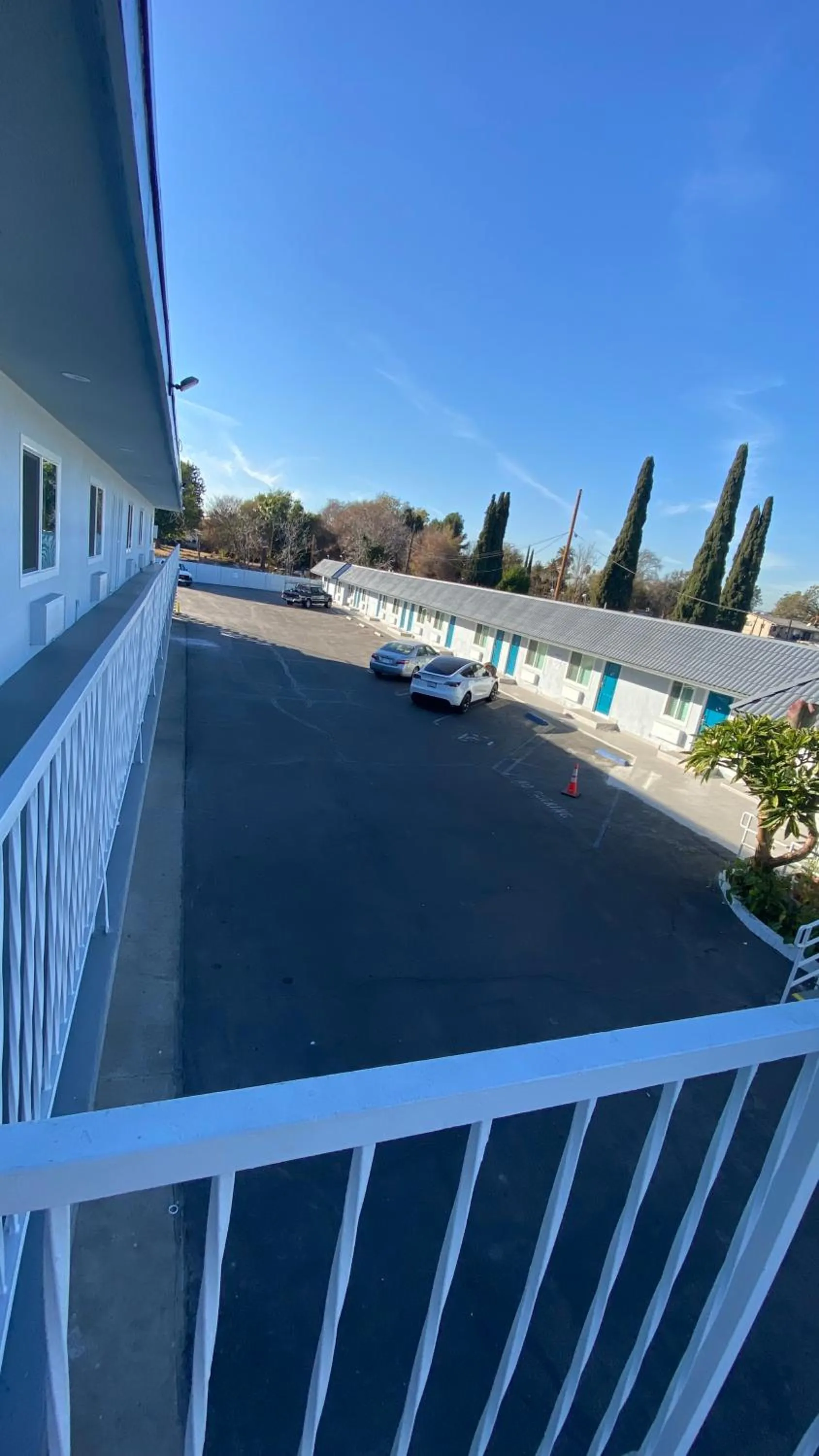 Balcony/Terrace in Plaza Inn Motel - Los Angeles area