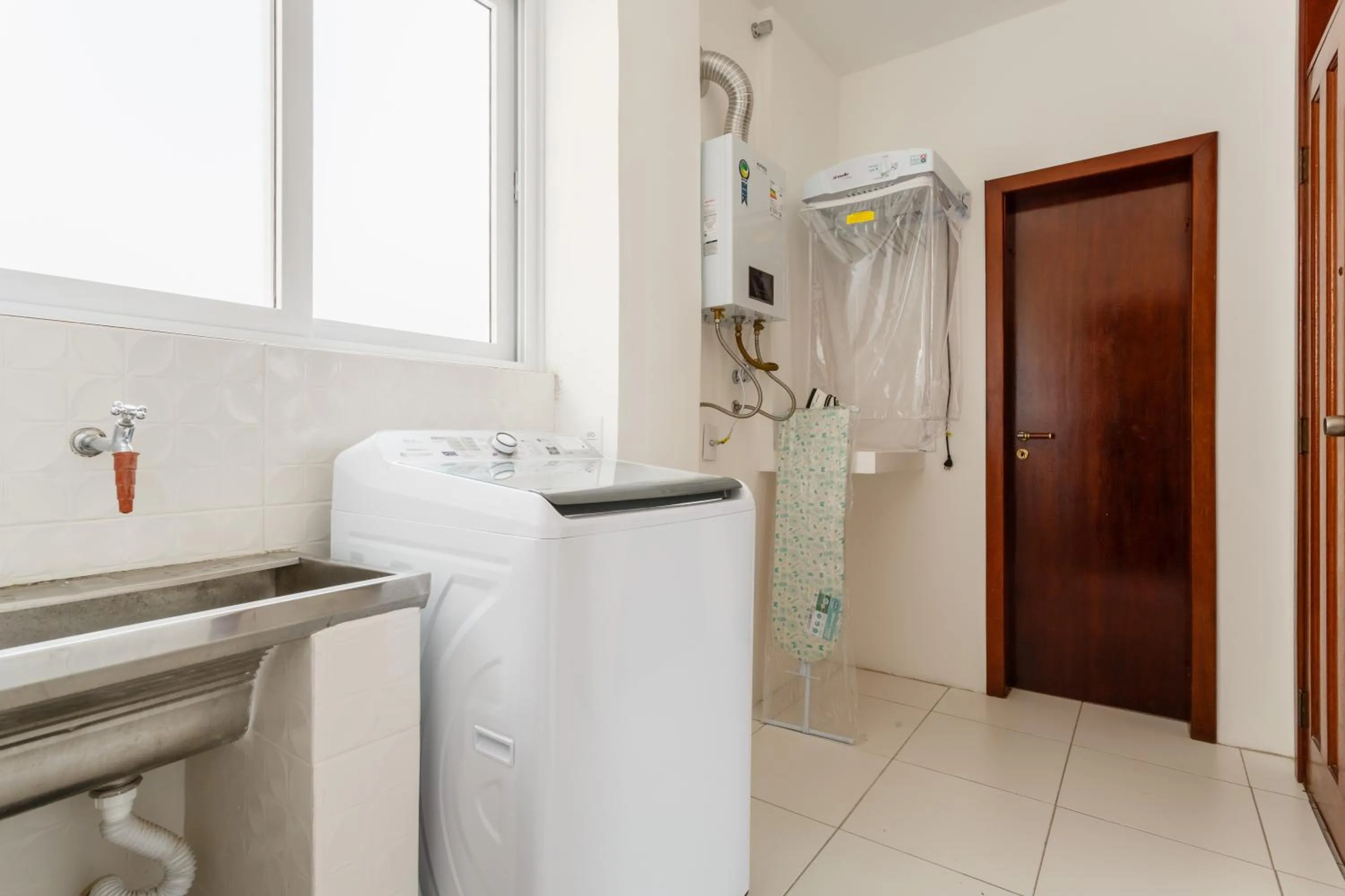 Localização Privilegiada na Beiramar Norte P1727