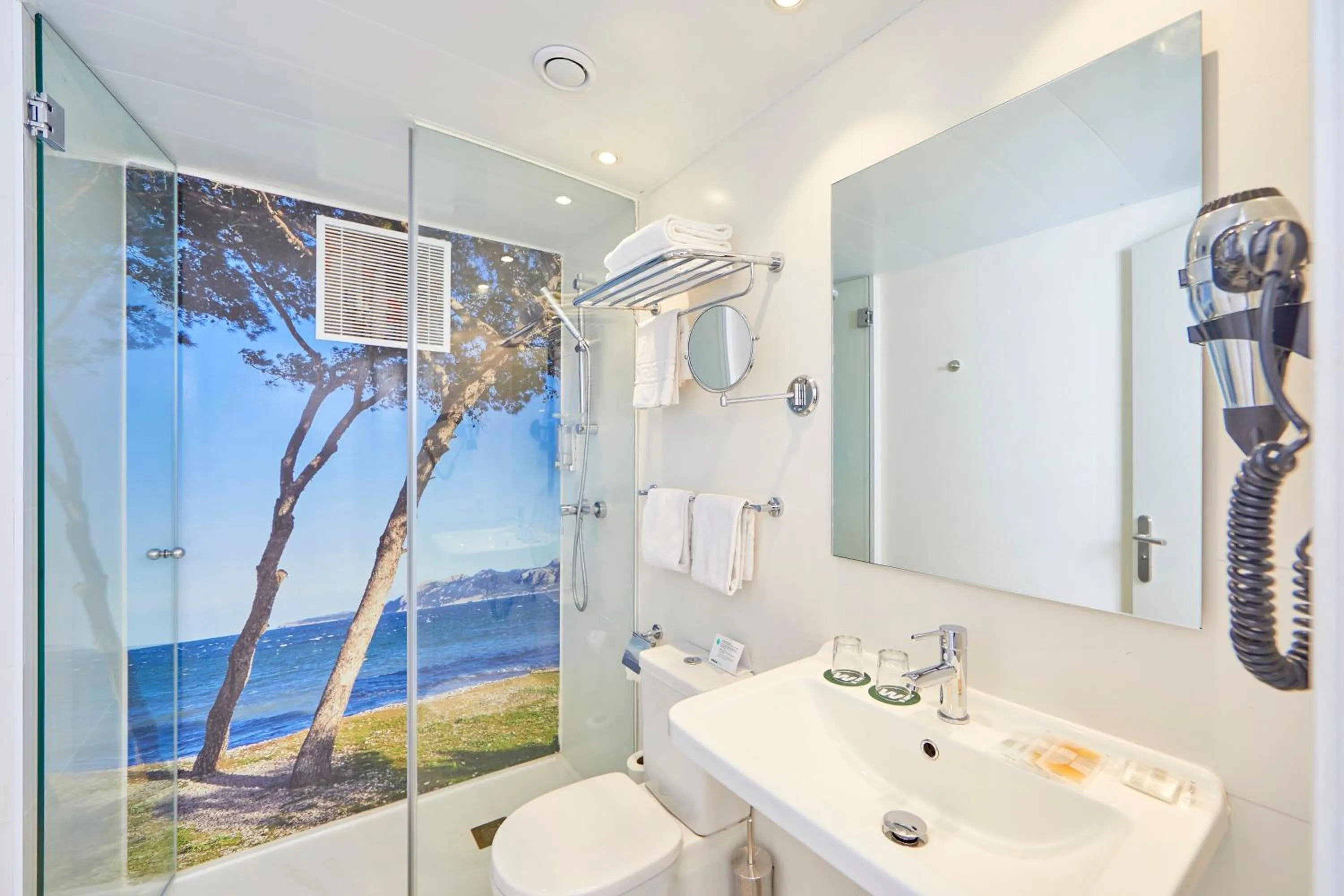 Bathroom in whala!beach