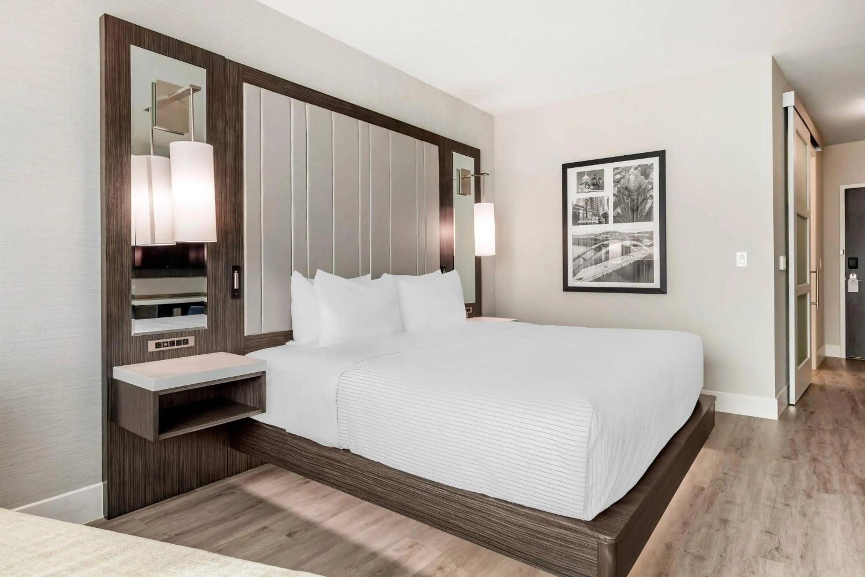 Bedroom, Bed in Cambria Hotel Austin Uptown near the Domain