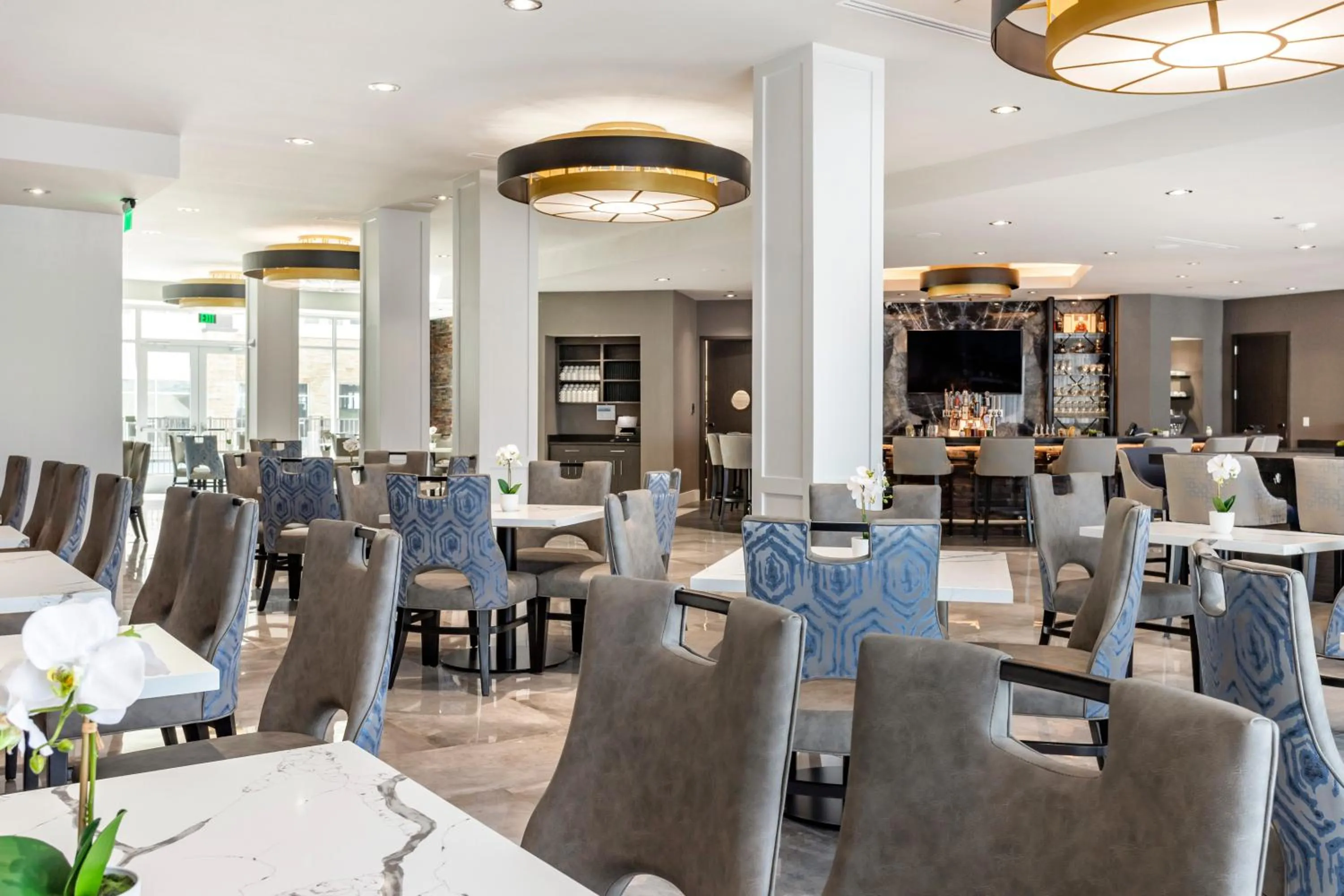 Restaurant/places to eat in Cambria Hotel Austin Uptown near the Domain