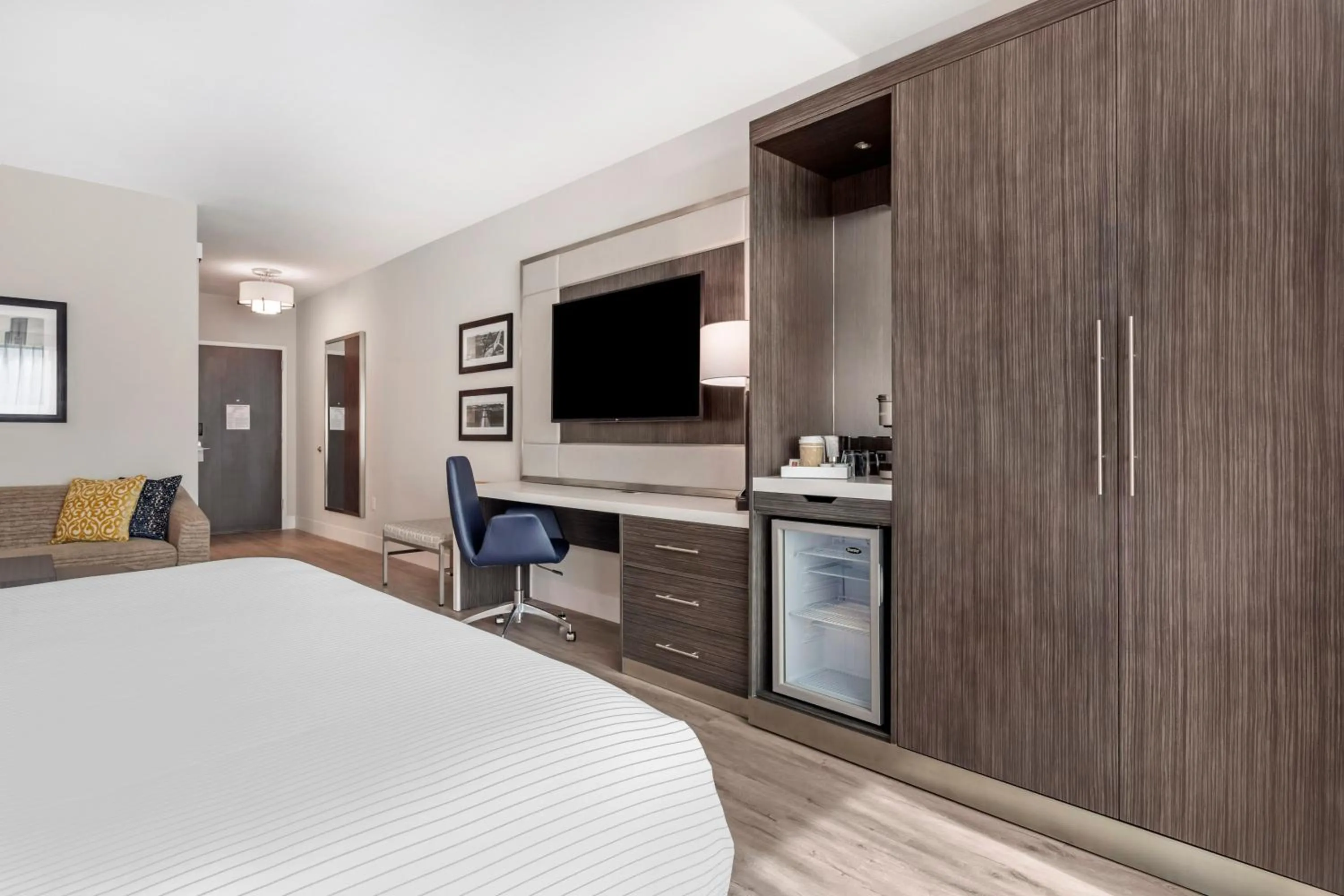 Bedroom, Bed in Cambria Hotel Austin Uptown near the Domain