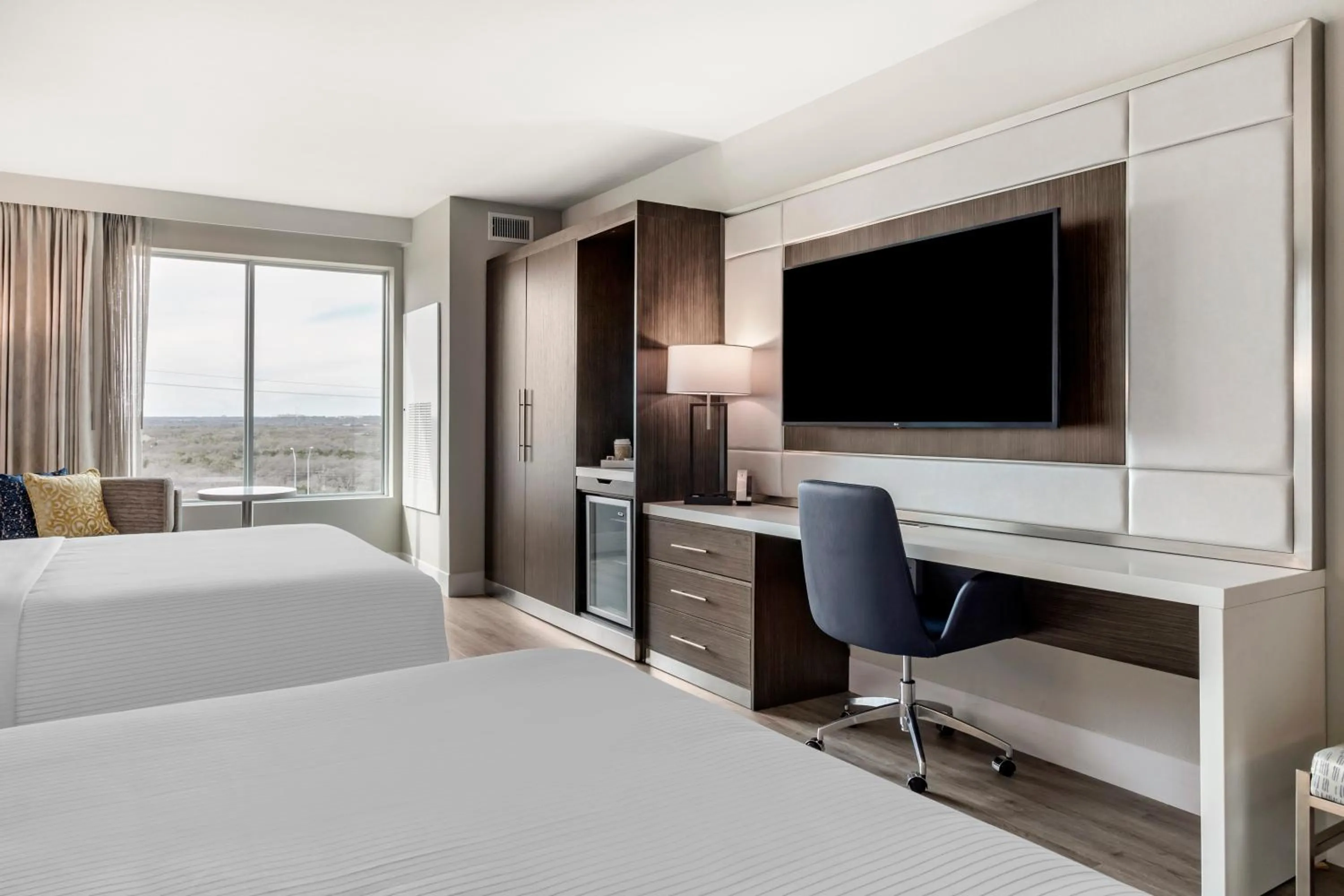 Photo of the whole room, Bed in Cambria Hotel Austin Uptown near the Domain