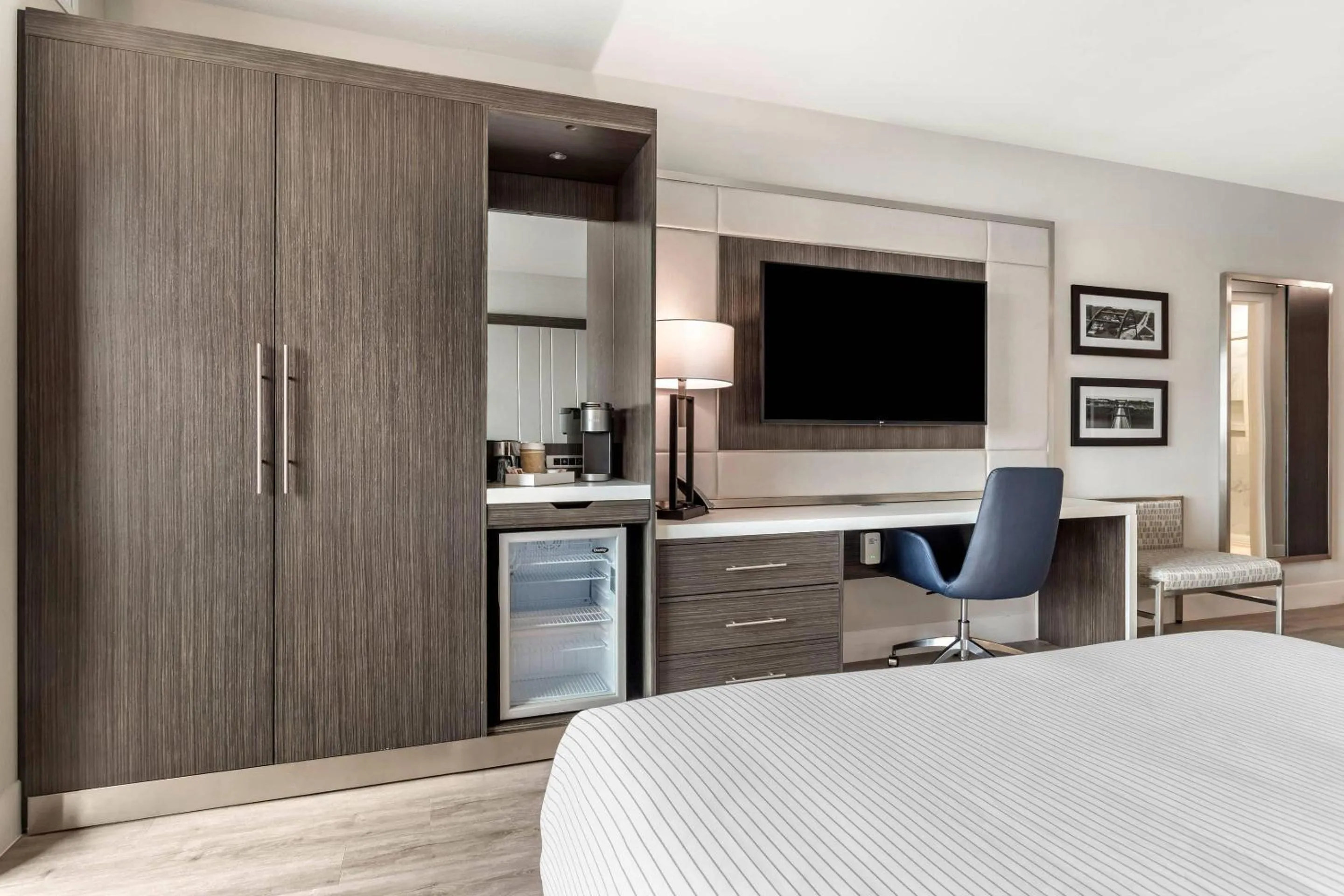 Bedroom, Bed in Cambria Hotel Austin Uptown near the Domain